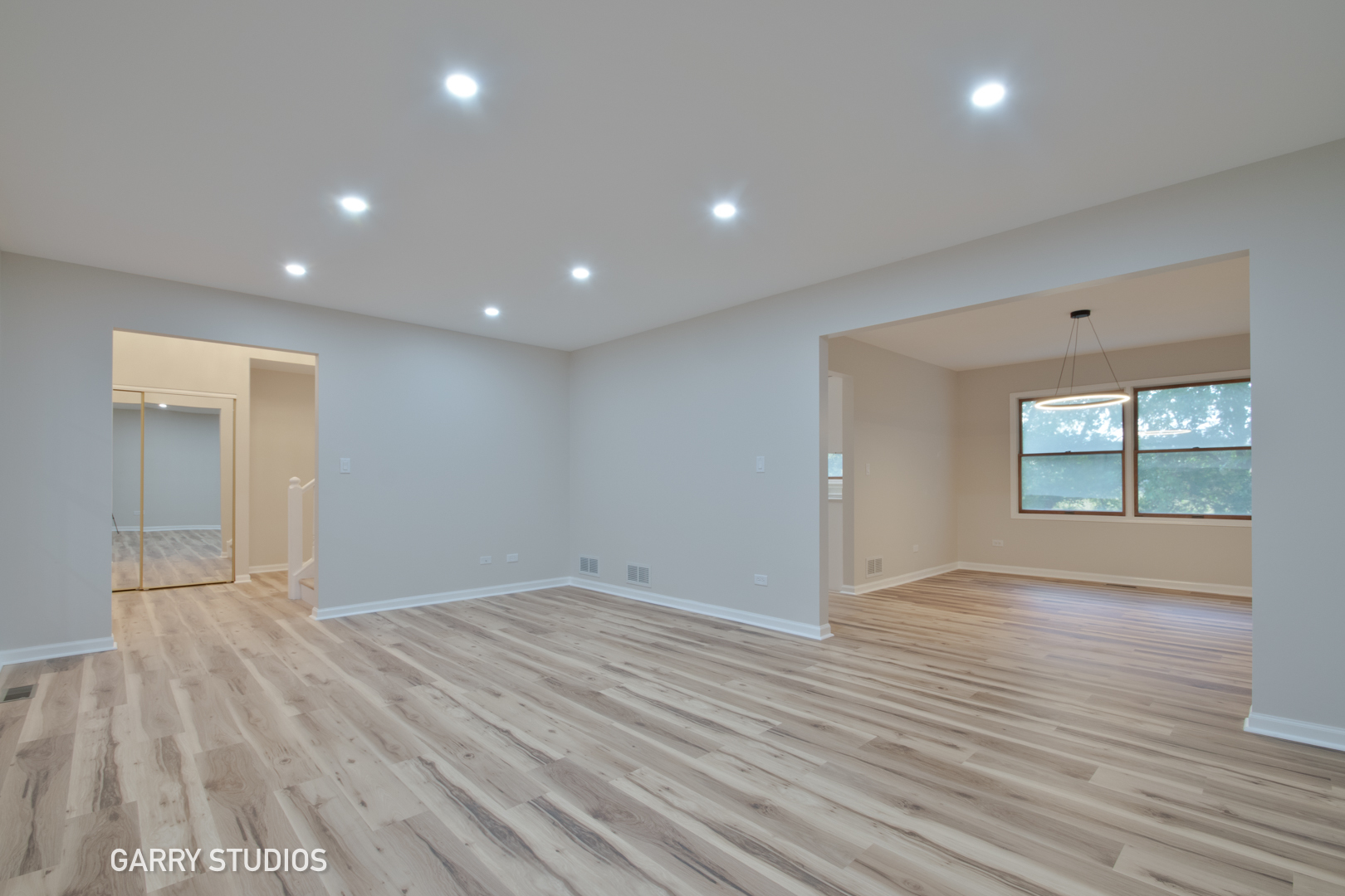 768 Provincetown Drive, Carol Stream, IL 60188