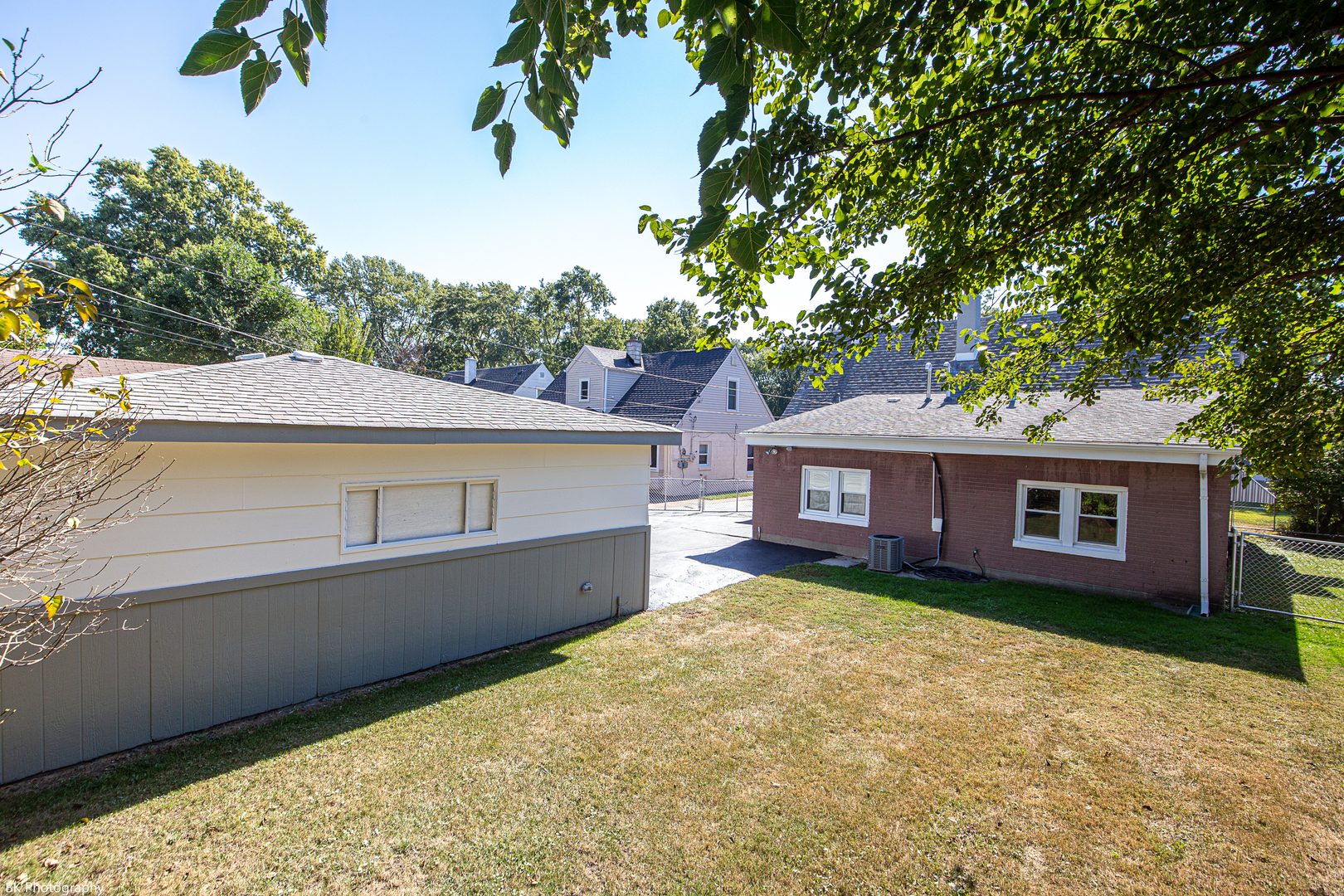 4228 W 100th Street, Oak Lawn, IL 60453