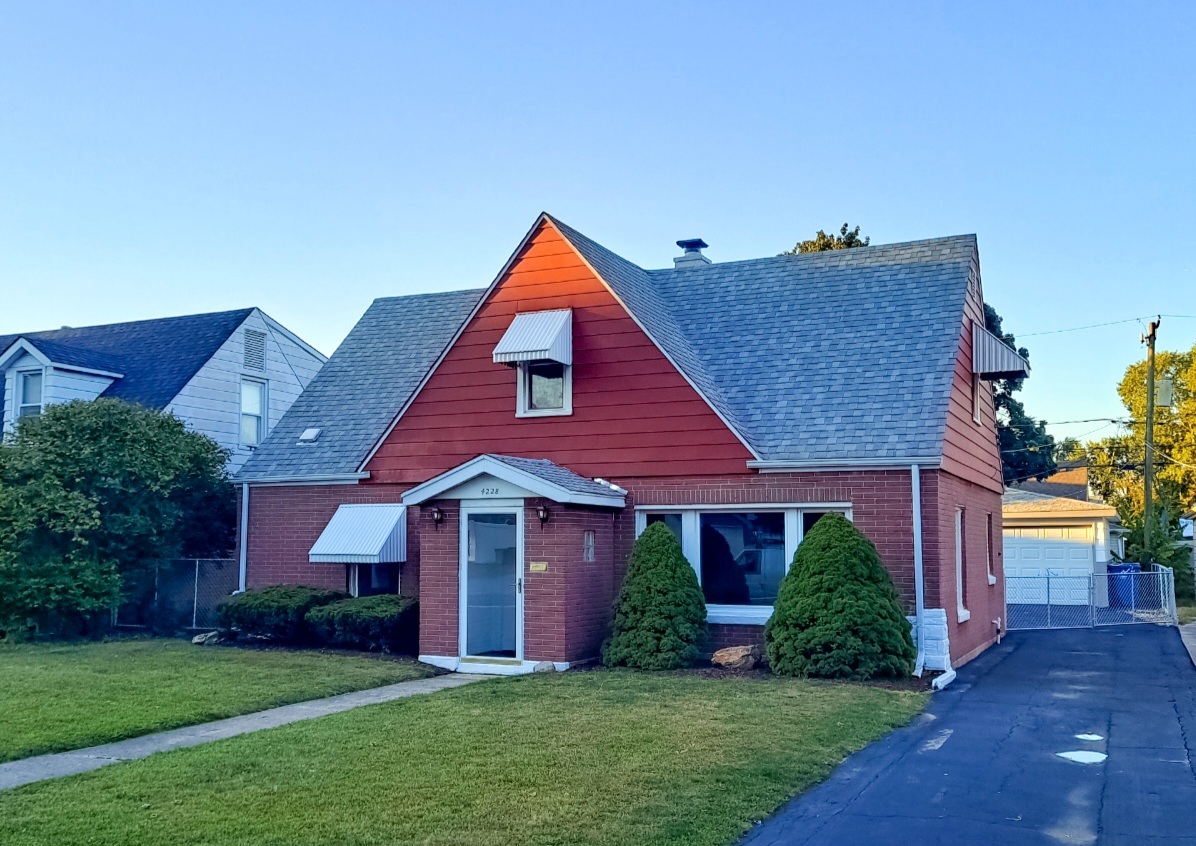 4228 W 100th Street, Oak Lawn, IL 60453