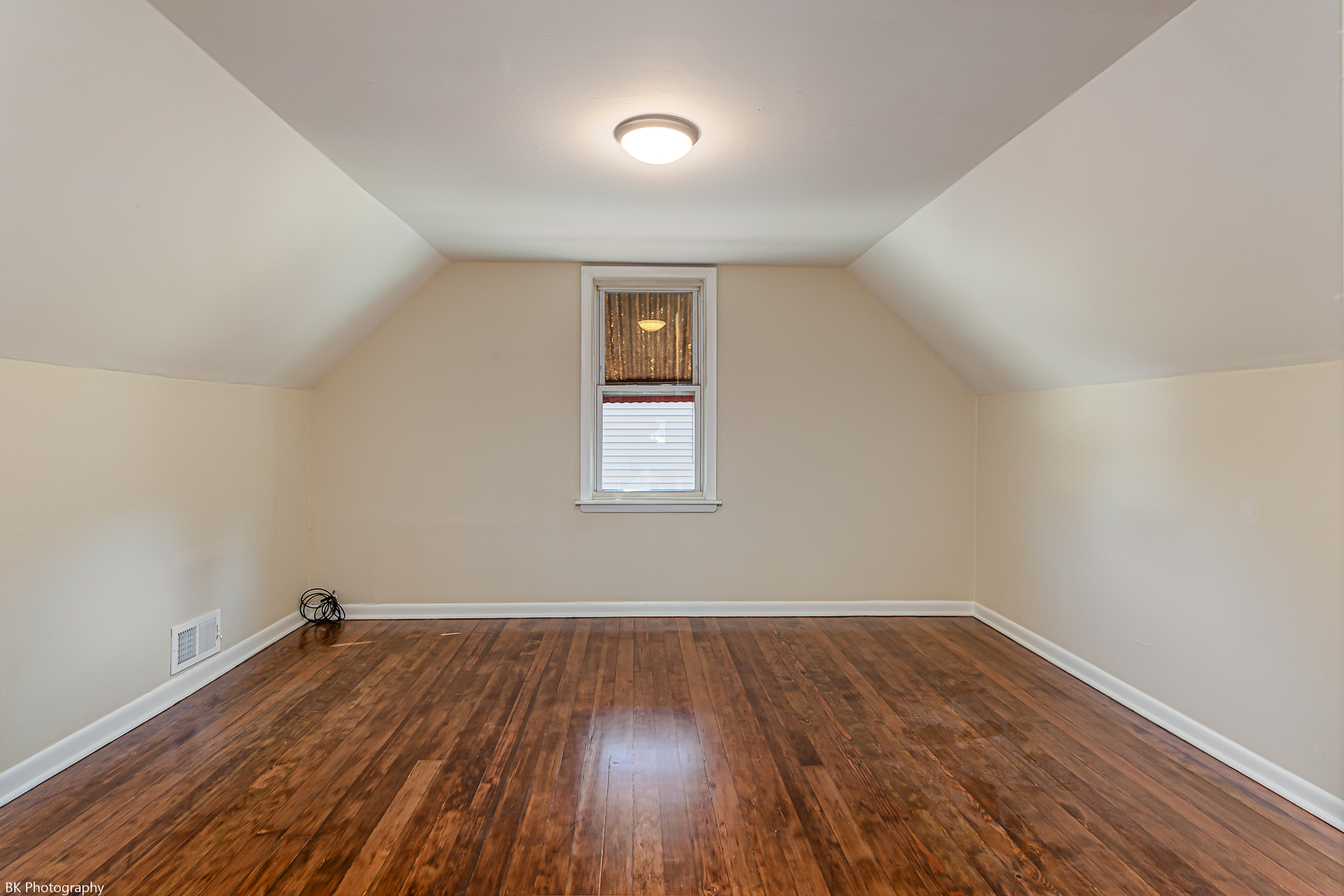 4228 W 100th Street, Oak Lawn, IL 60453