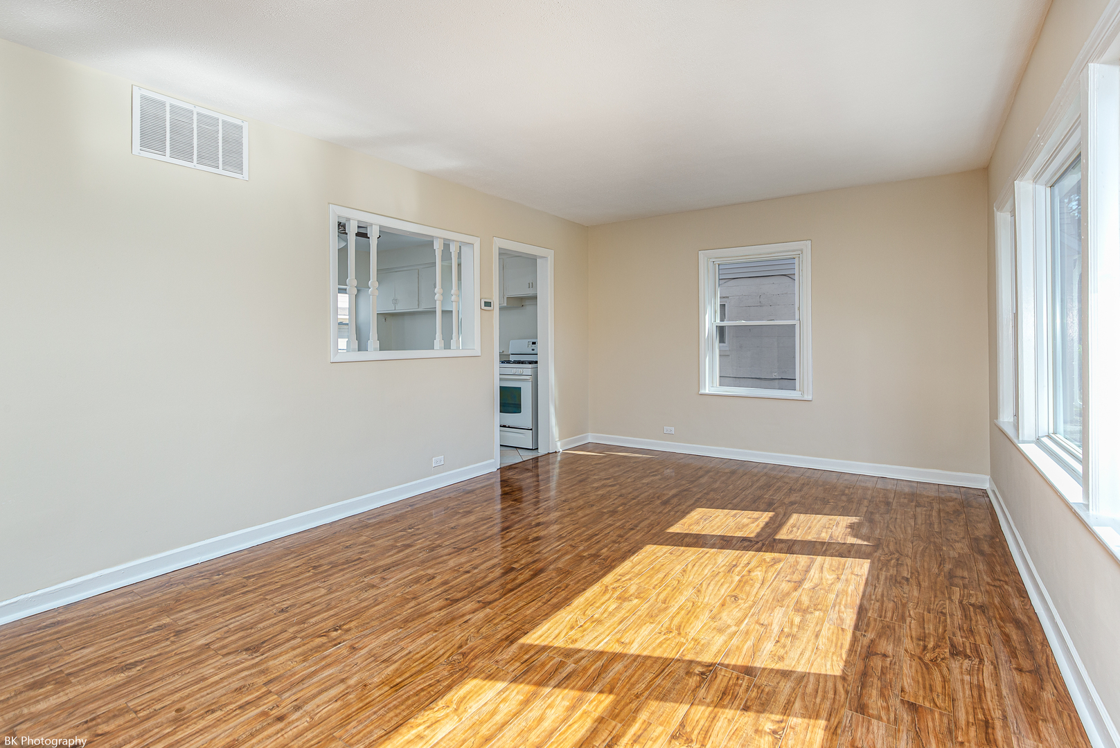 4228 W 100th Street, Oak Lawn, IL 60453