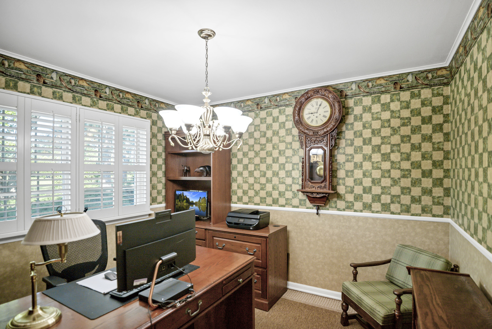 1708 S Fernandez Avenue, Arlington Heights, IL 60005