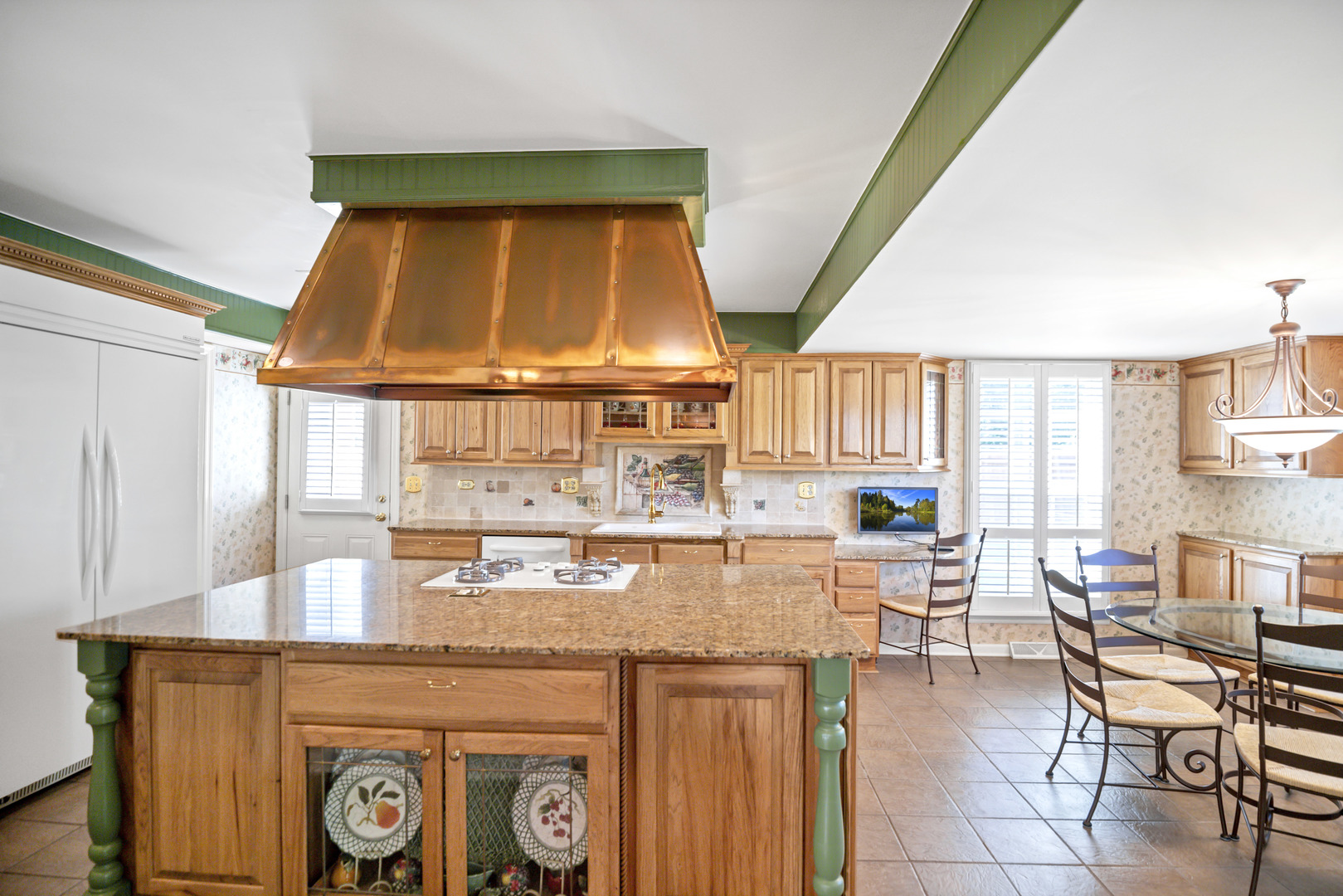 1708 S Fernandez Avenue, Arlington Heights, IL 60005