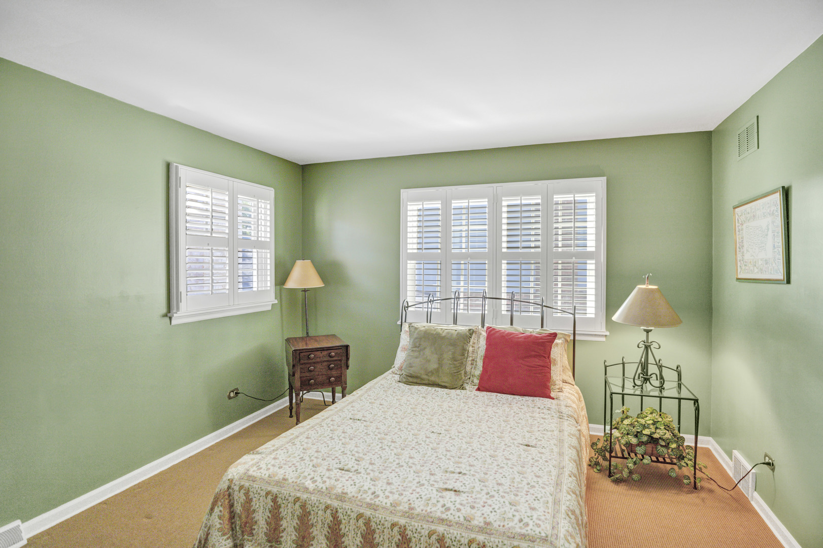 1708 S Fernandez Avenue, Arlington Heights, IL 60005