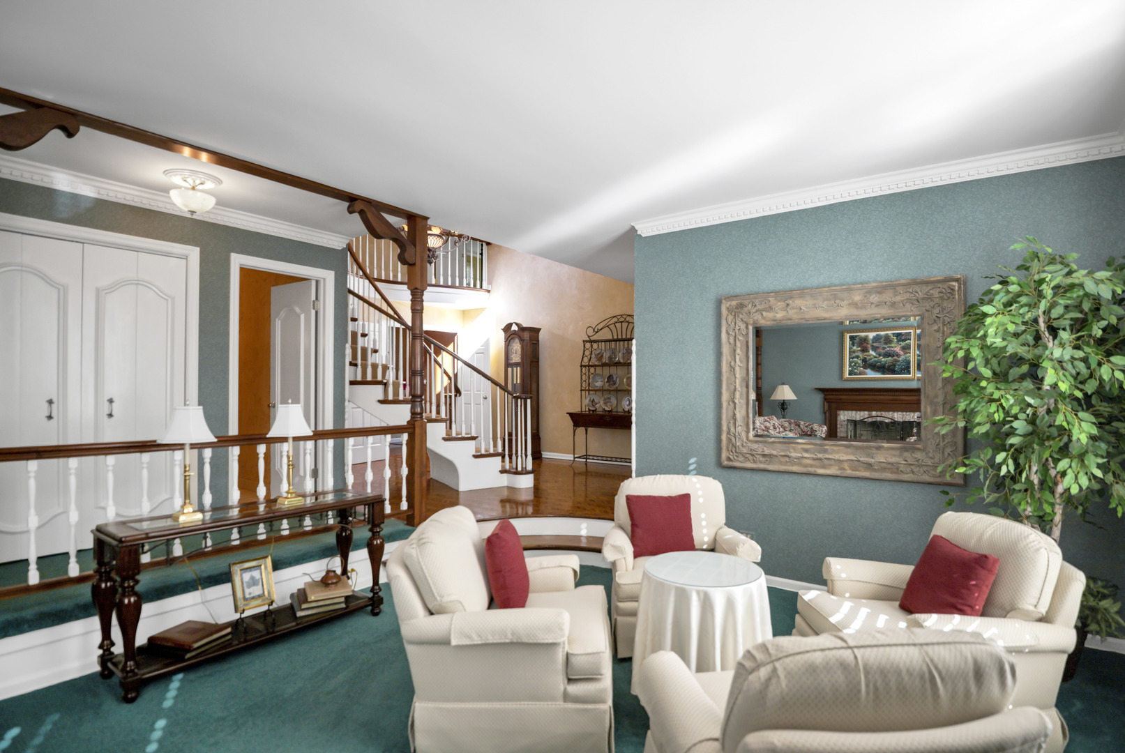 1708 S Fernandez Avenue, Arlington Heights, IL 60005