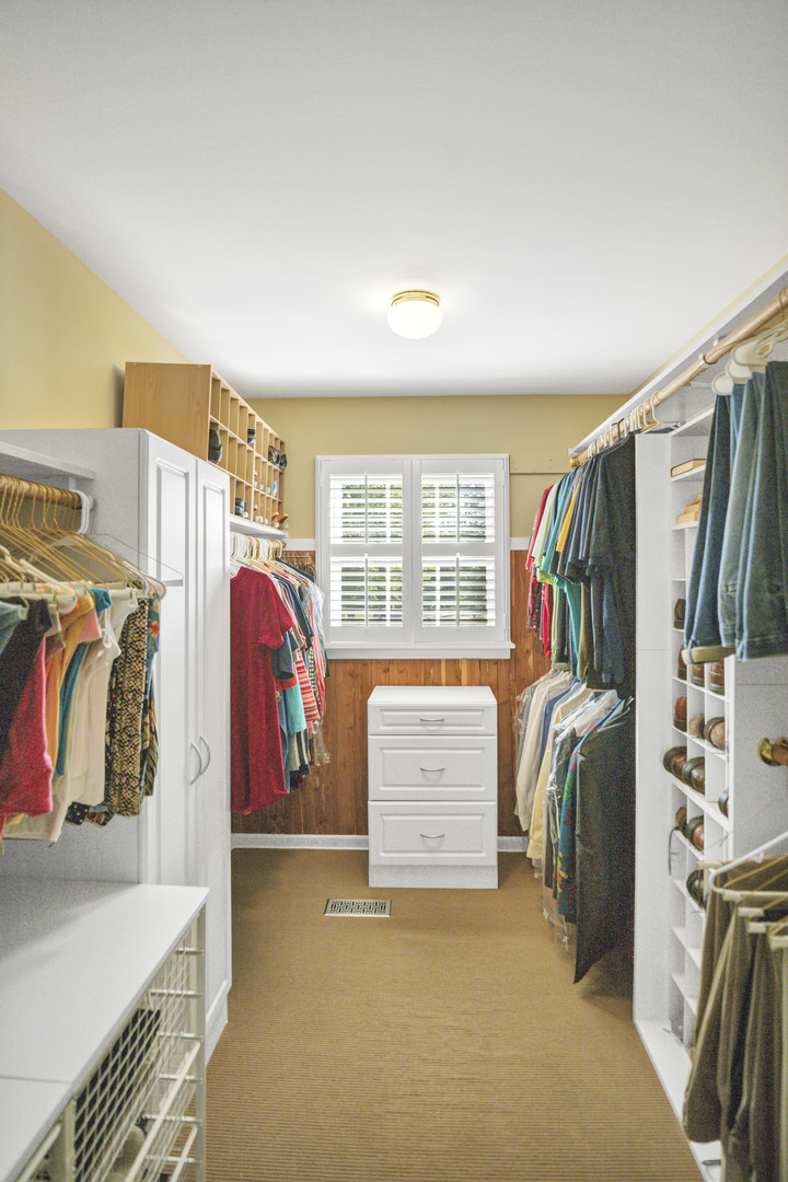 1708 S Fernandez Avenue, Arlington Heights, IL 60005