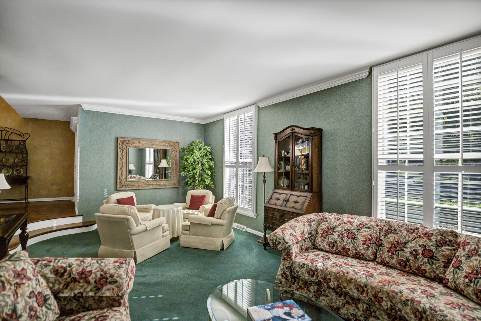 1708 S Fernandez Avenue, Arlington Heights, IL 60005