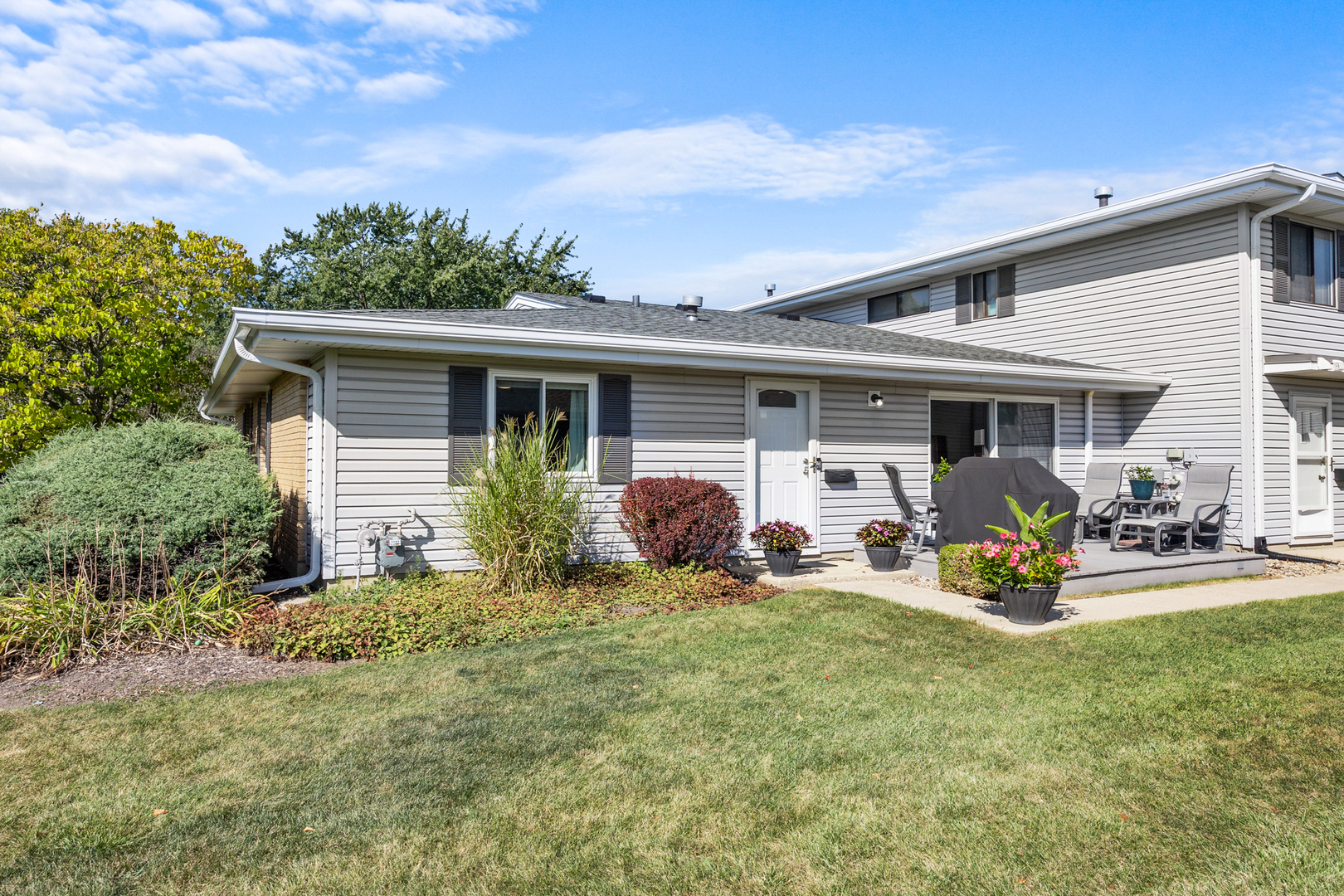 1123 Stoughton Court #1123, Schaumburg, IL 60194