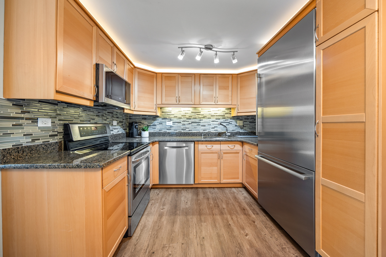 1123 Stoughton Court #1123, Schaumburg, IL 60194