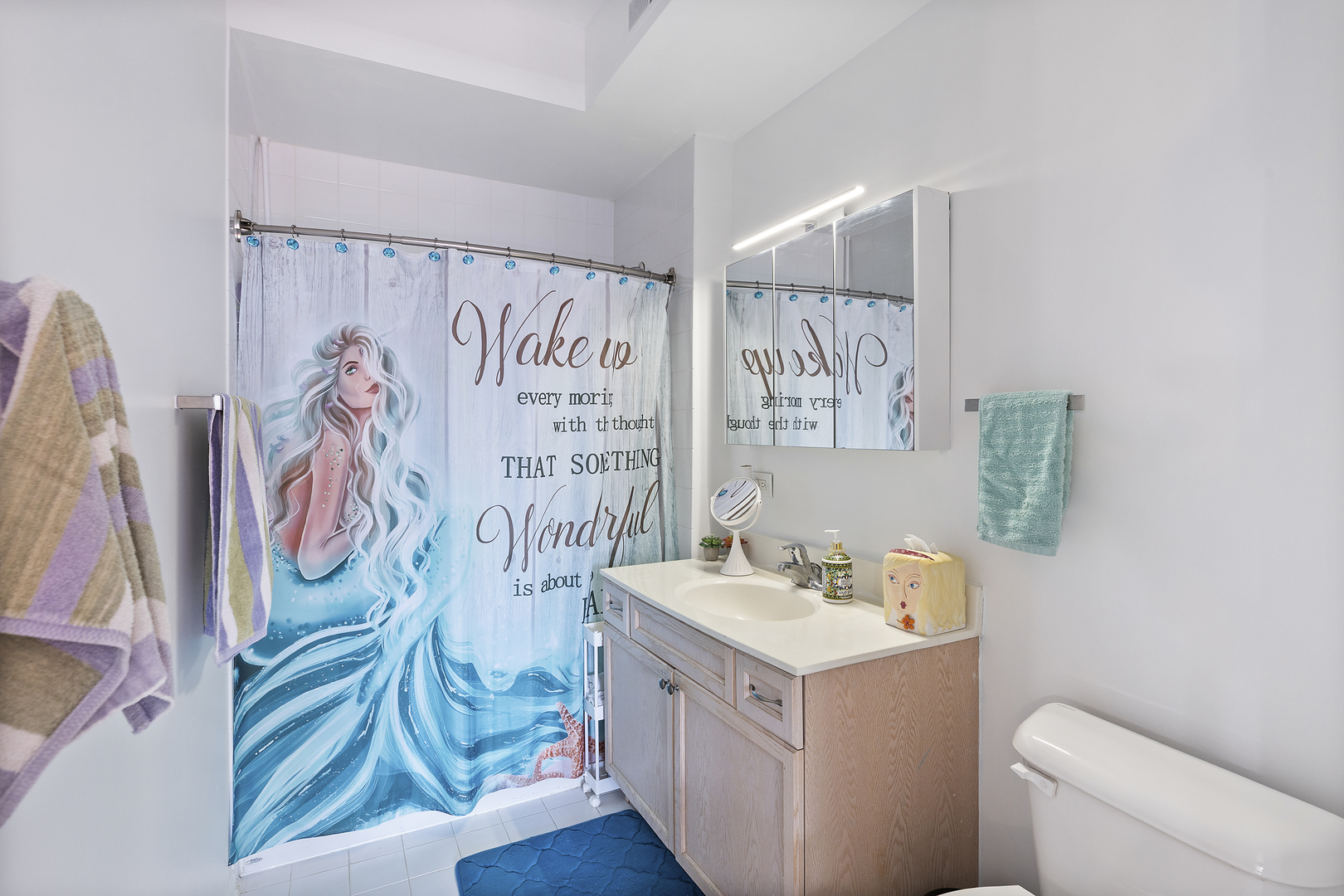 6815 N Milwaukee Avenue #702, Niles, IL 60714