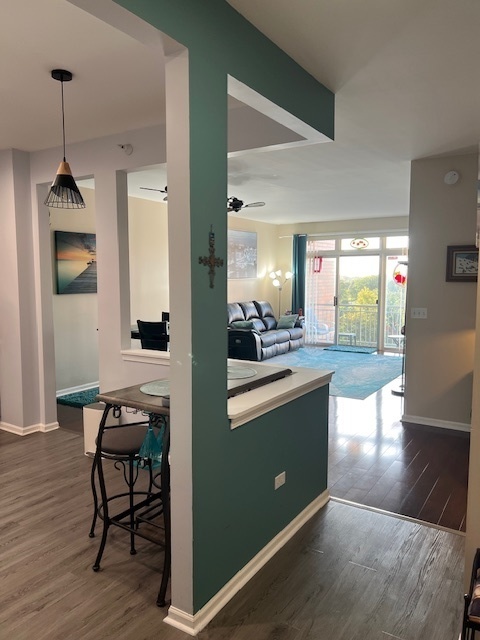 6815 N Milwaukee Avenue #702, Niles, IL 60714