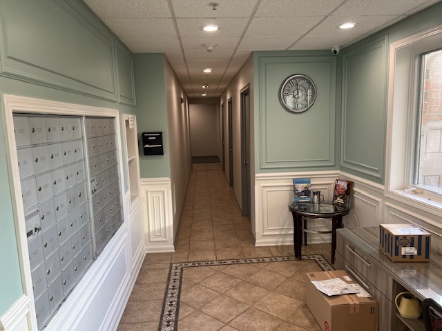 6815 N Milwaukee Avenue #702, Niles, IL 60714
