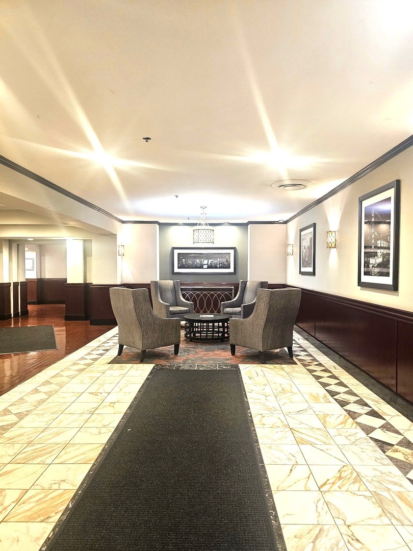 40 E 9th Street #1103, Chicago, IL 60605