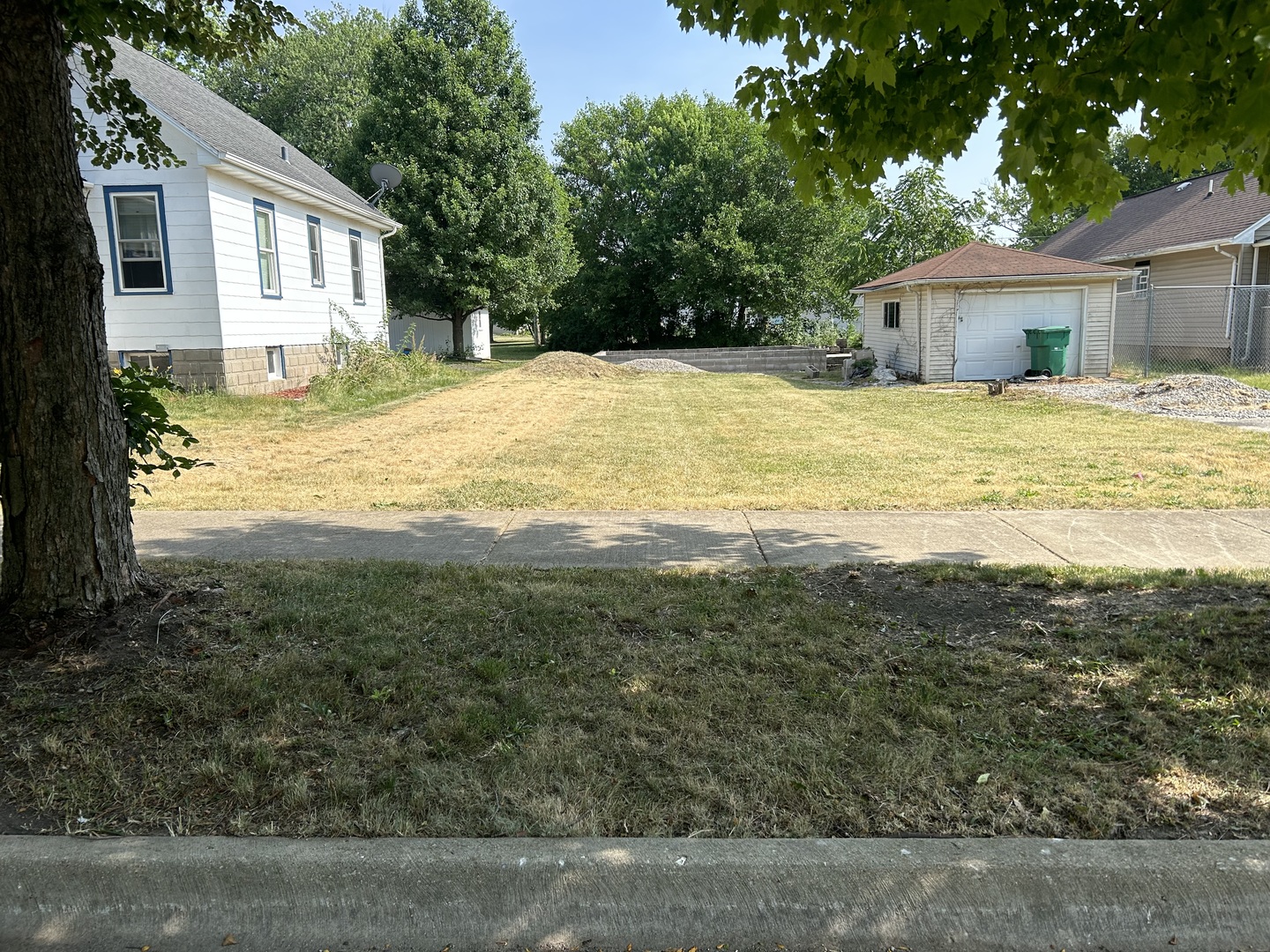 112 W Gardner Street, Elwood, IL 60421