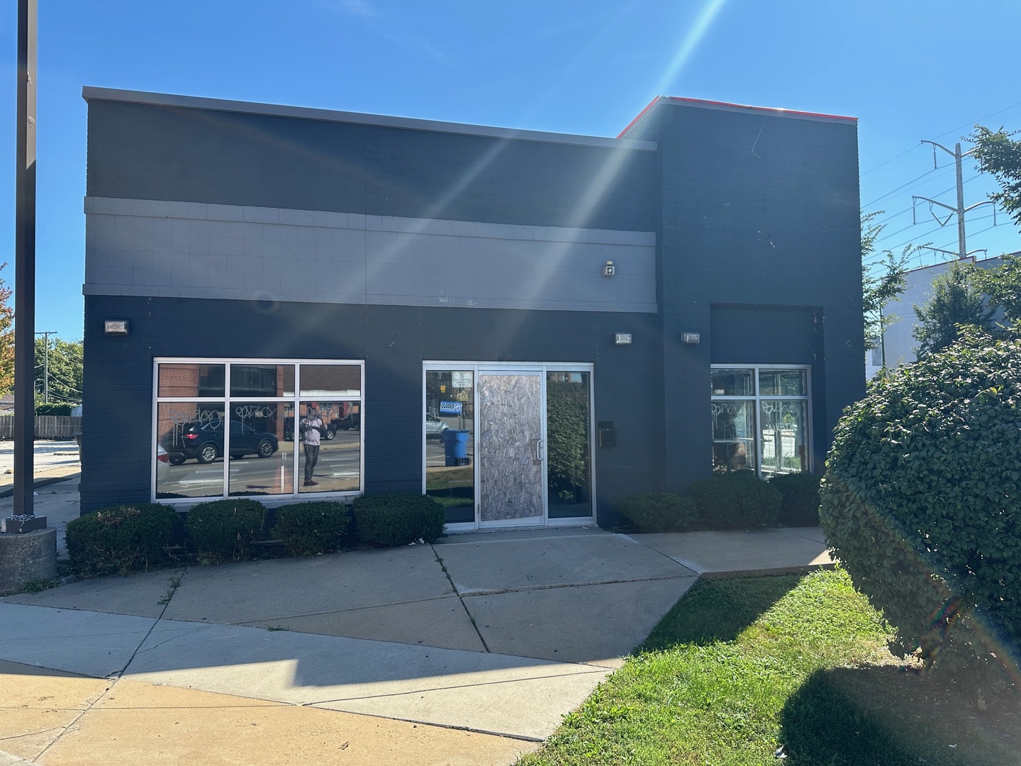 8307 S South Chicago Avenue, Chicago, IL 60617