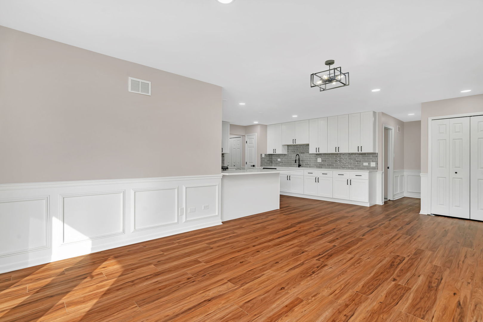 18233 Michigan Court #73, Orland Park, IL 60467