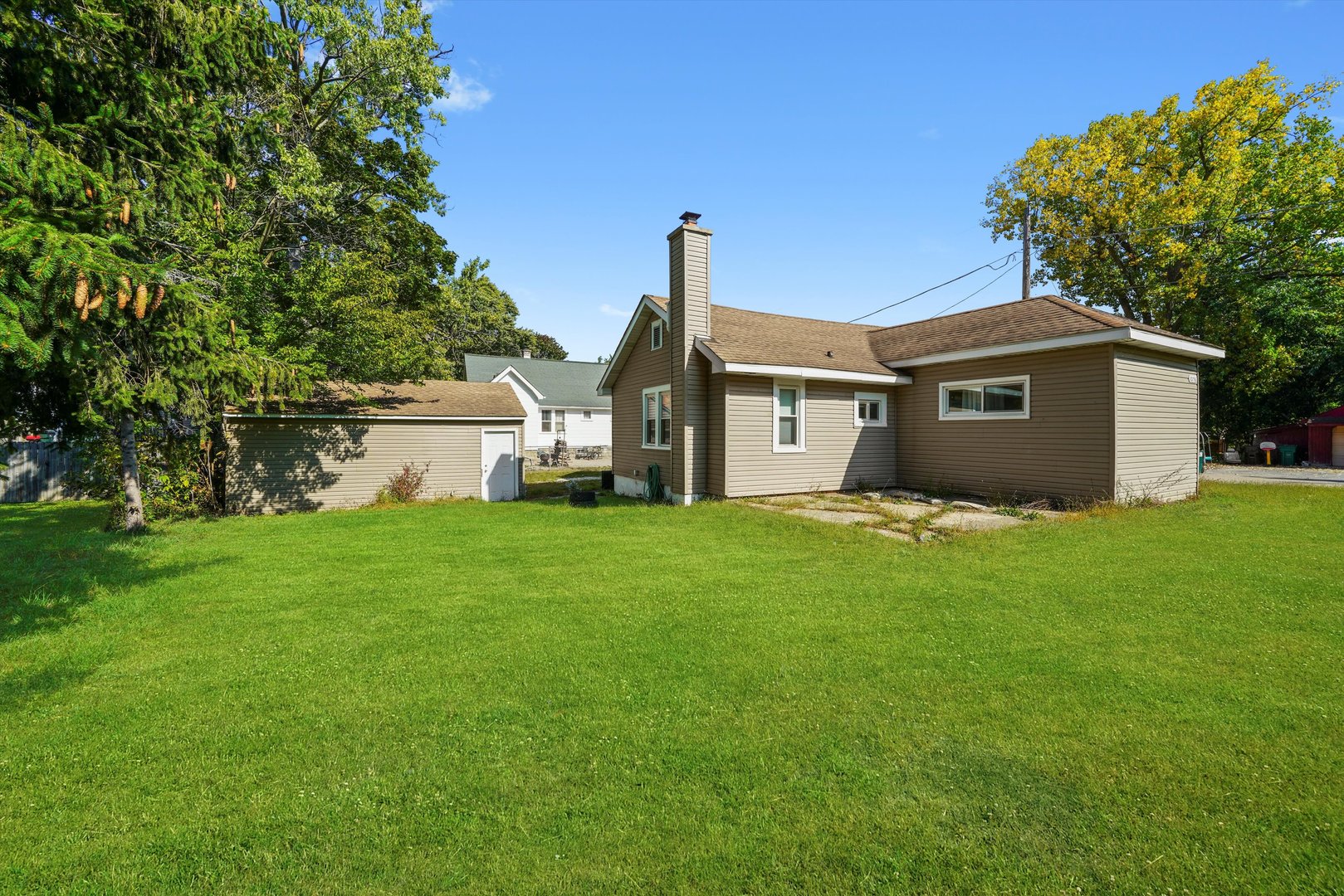 10156 W Beach Road, Beach Park, IL 60099