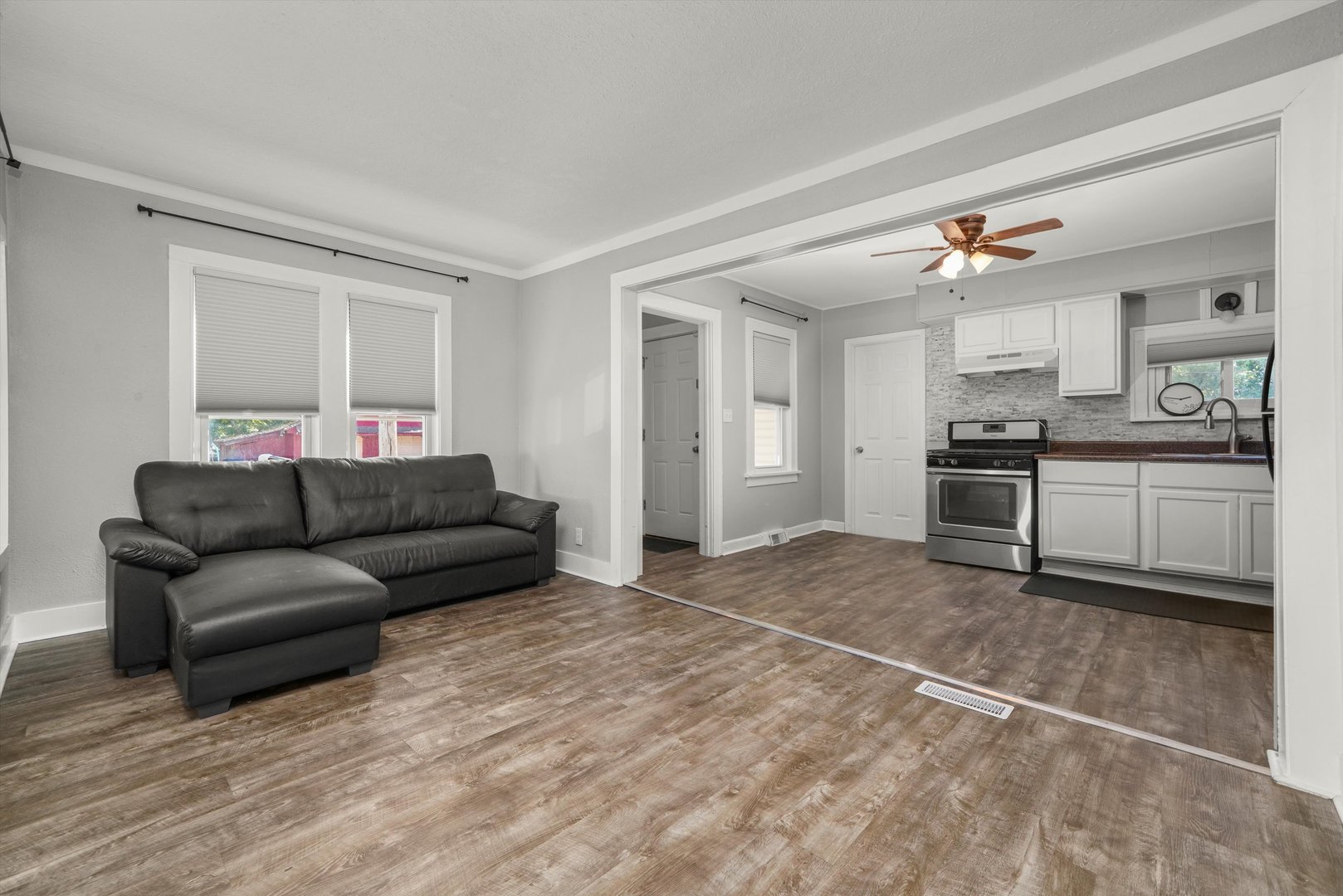 10156 W Beach Road, Beach Park, IL 60099