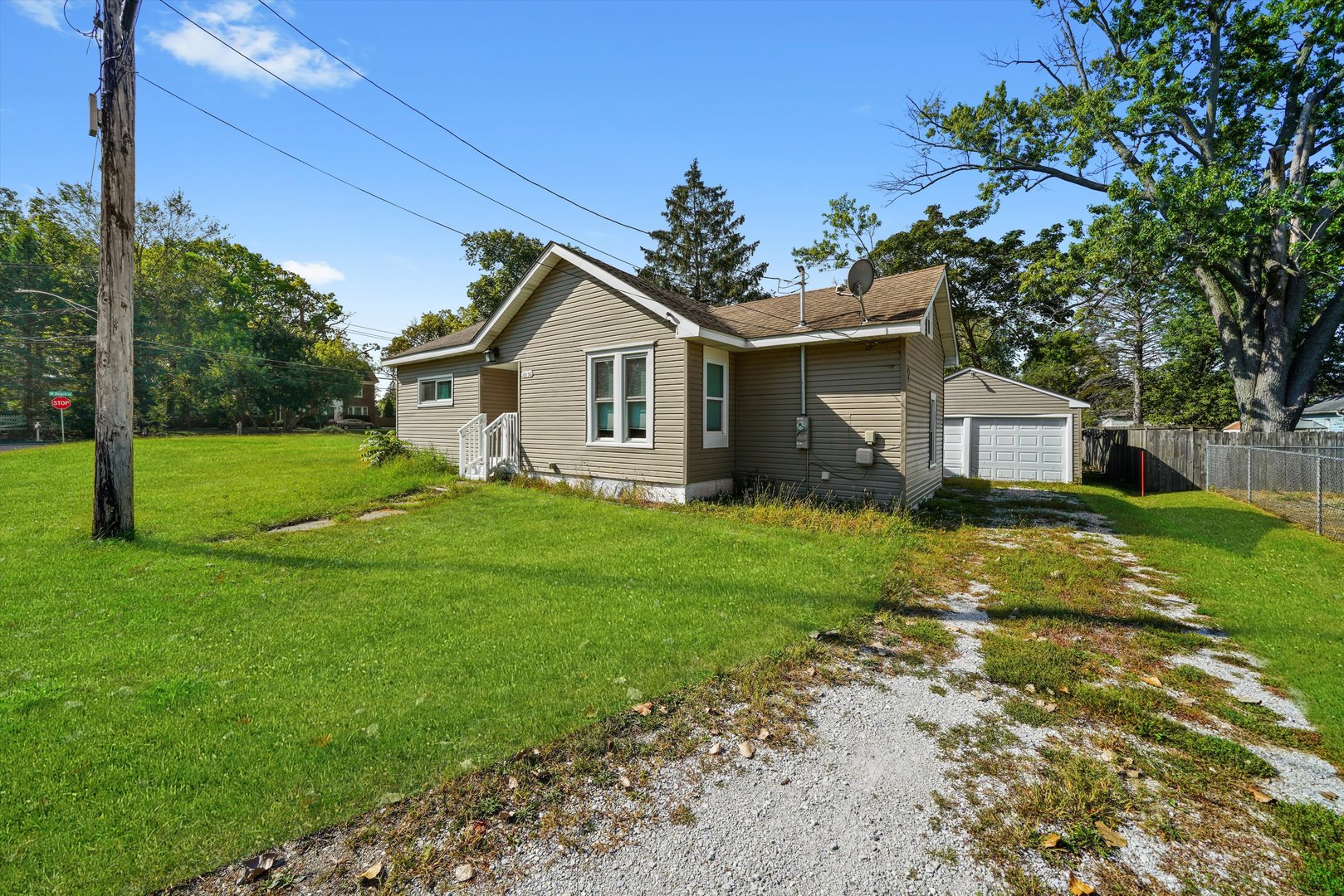 10156 W Beach Road, Beach Park, IL 60099