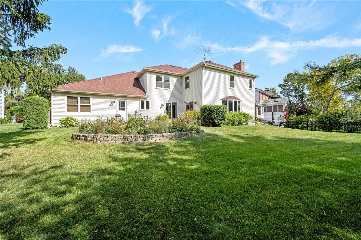 508 Braemar Avenue, Naperville, IL 60563