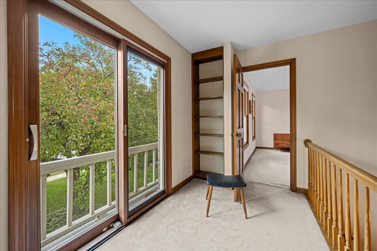 508 Braemar Avenue, Naperville, IL 60563