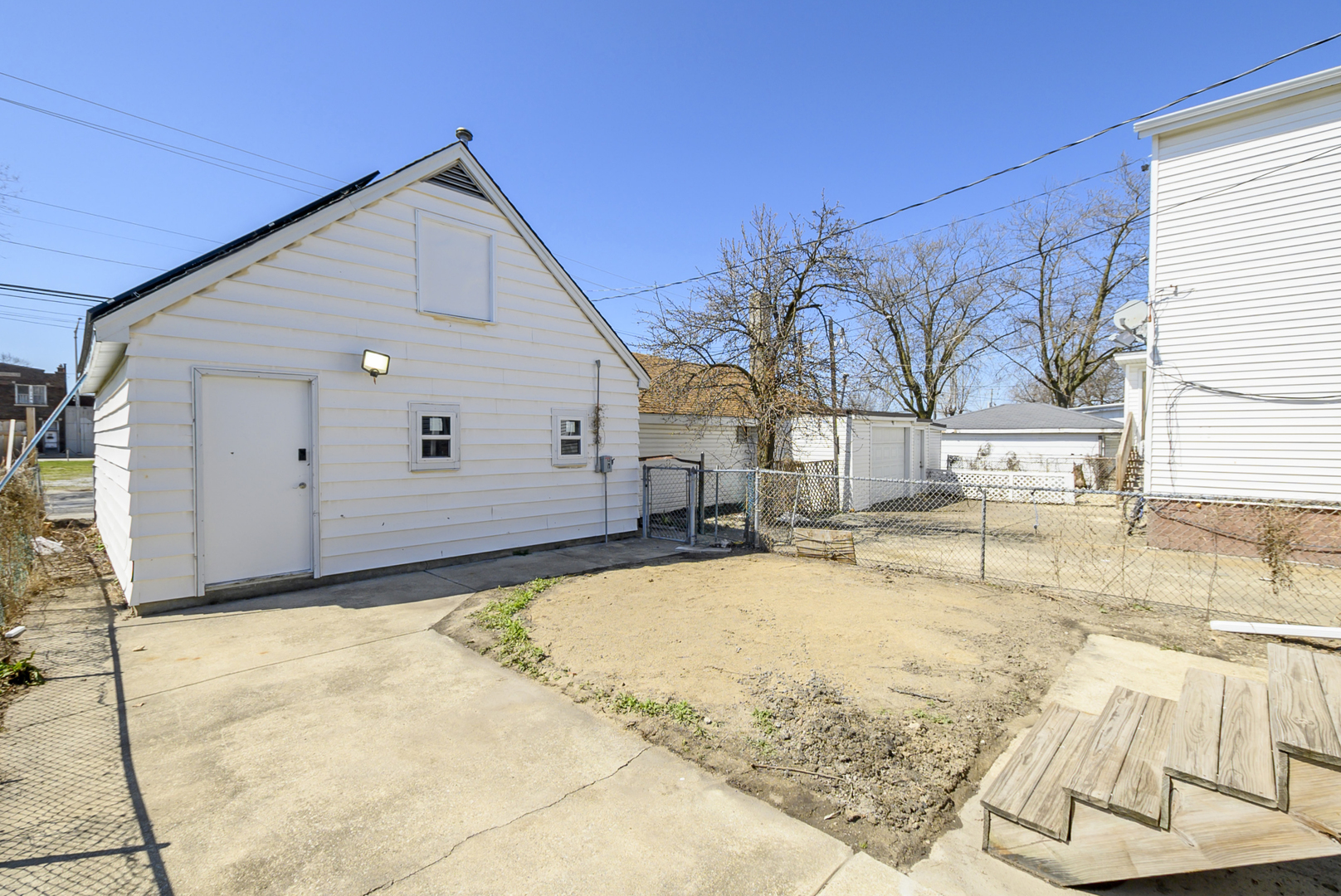 2644 Commercial Avenue, South Chicago Heights, IL 60411