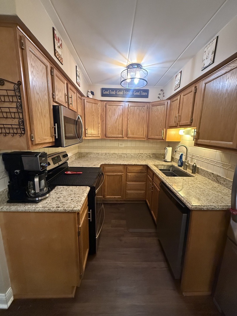 10616 Central Avenue #1N, Chicago Ridge, IL 60415