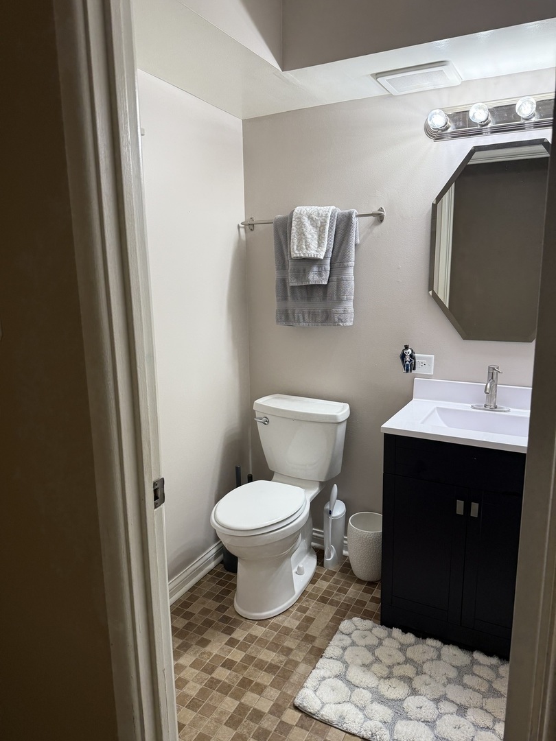 10616 Central Avenue #1N, Chicago Ridge, IL 60415