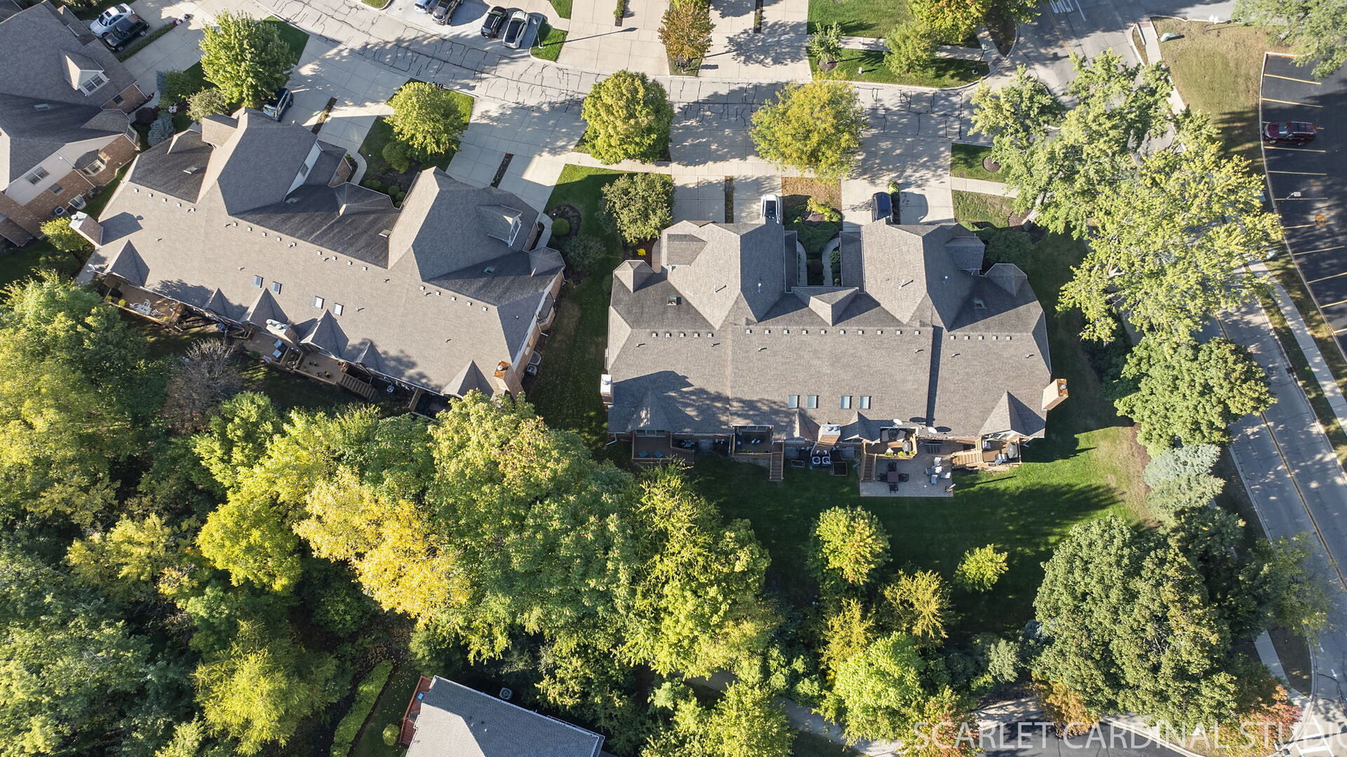 725 Kingsbrook Glen, Glen Ellyn, IL 60137