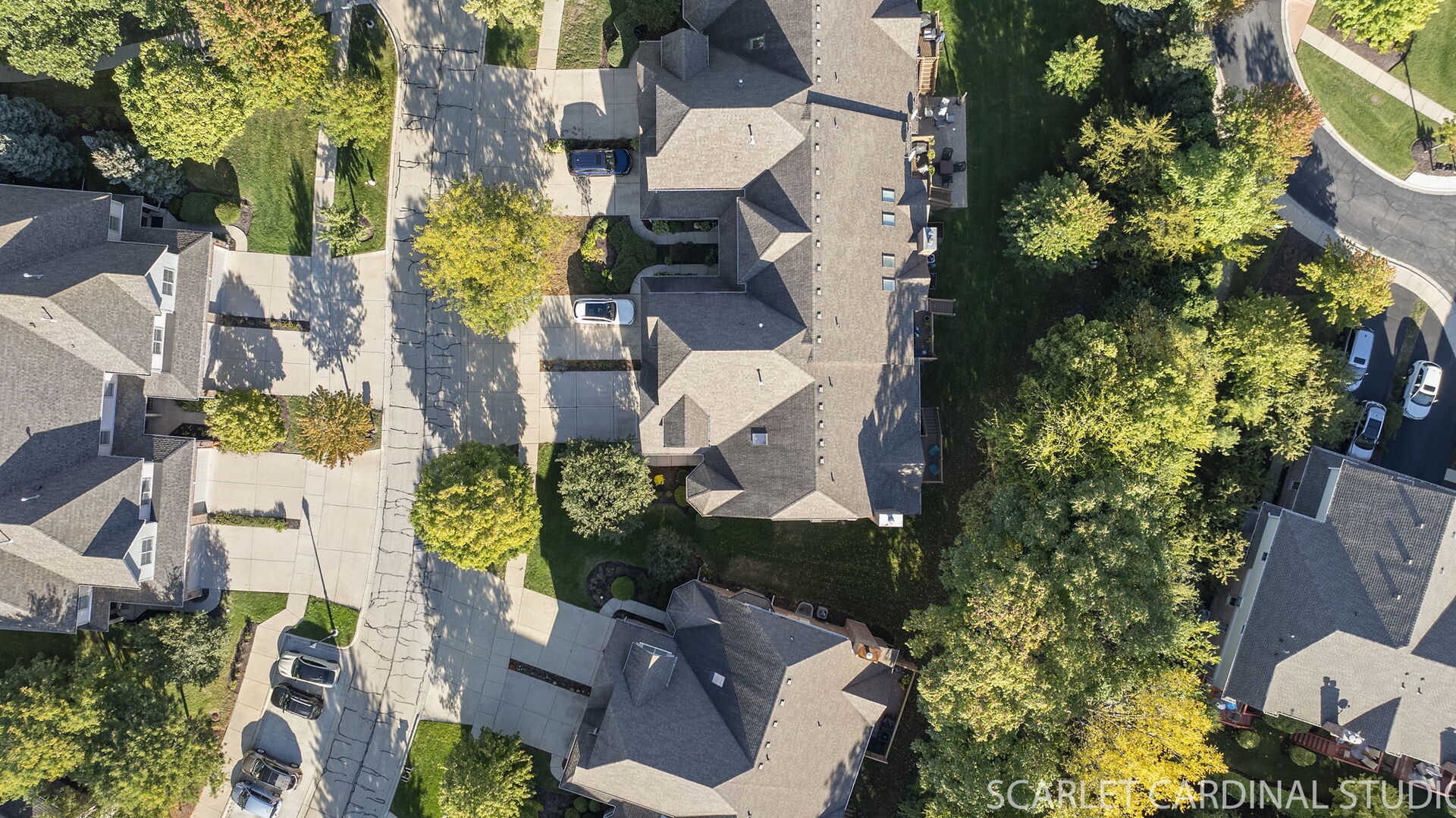 725 Kingsbrook Glen, Glen Ellyn, IL 60137
