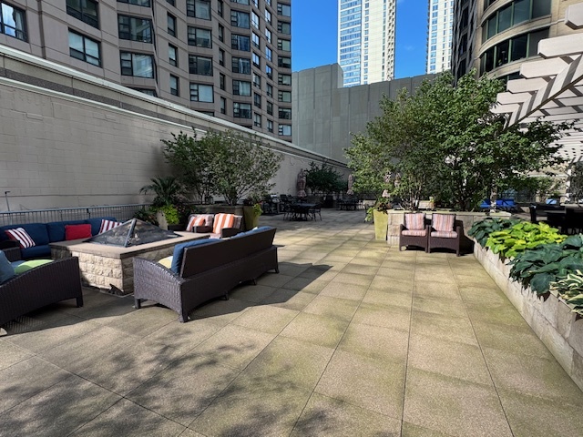 400 E Ohio Street #3904, Chicago, IL 60611