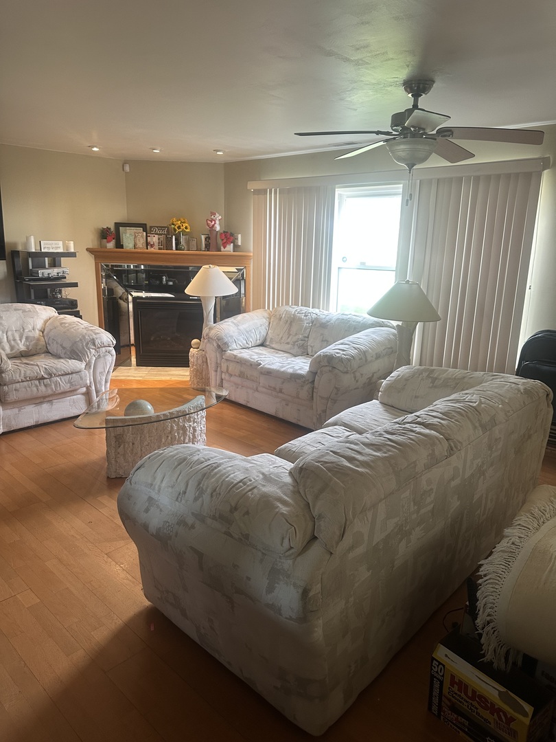 4608 Lindenwood Court, Matteson, IL 60443