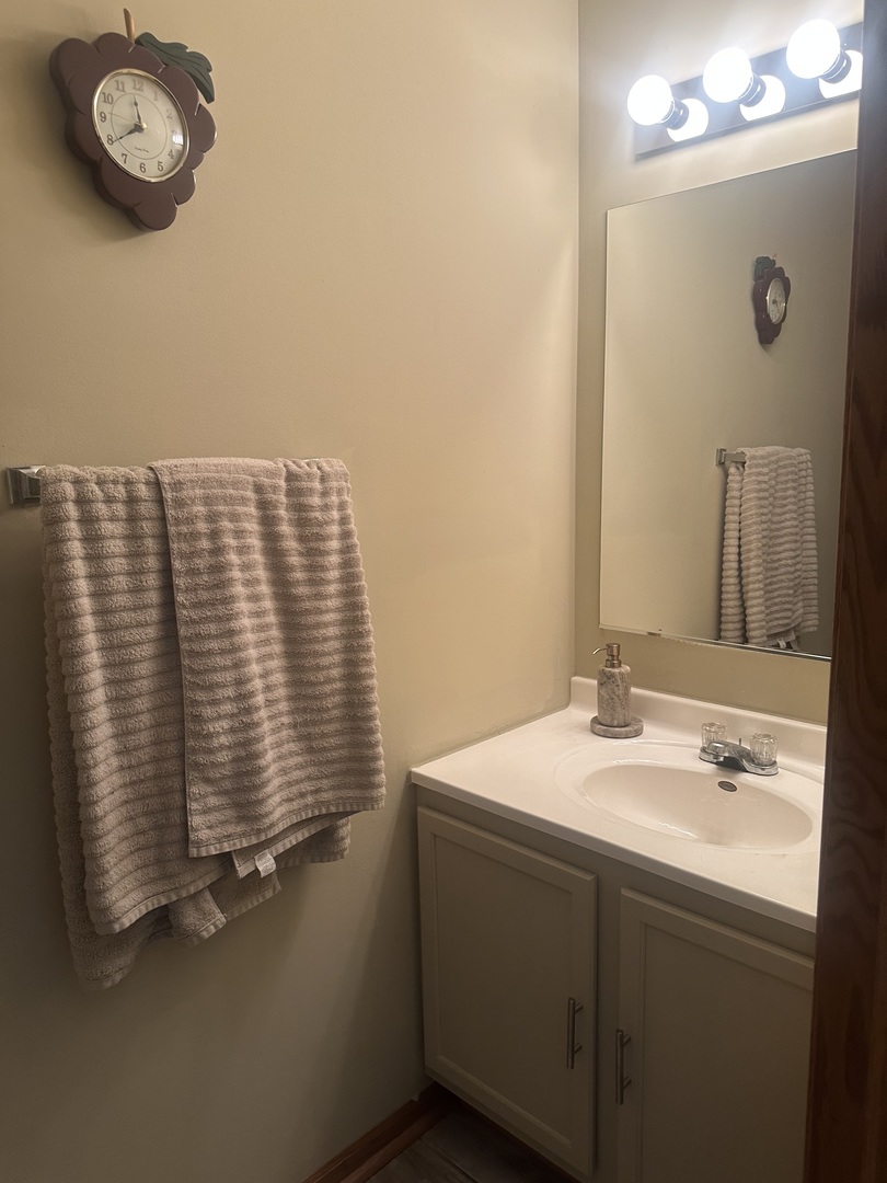 4608 Lindenwood Court, Matteson, IL 60443