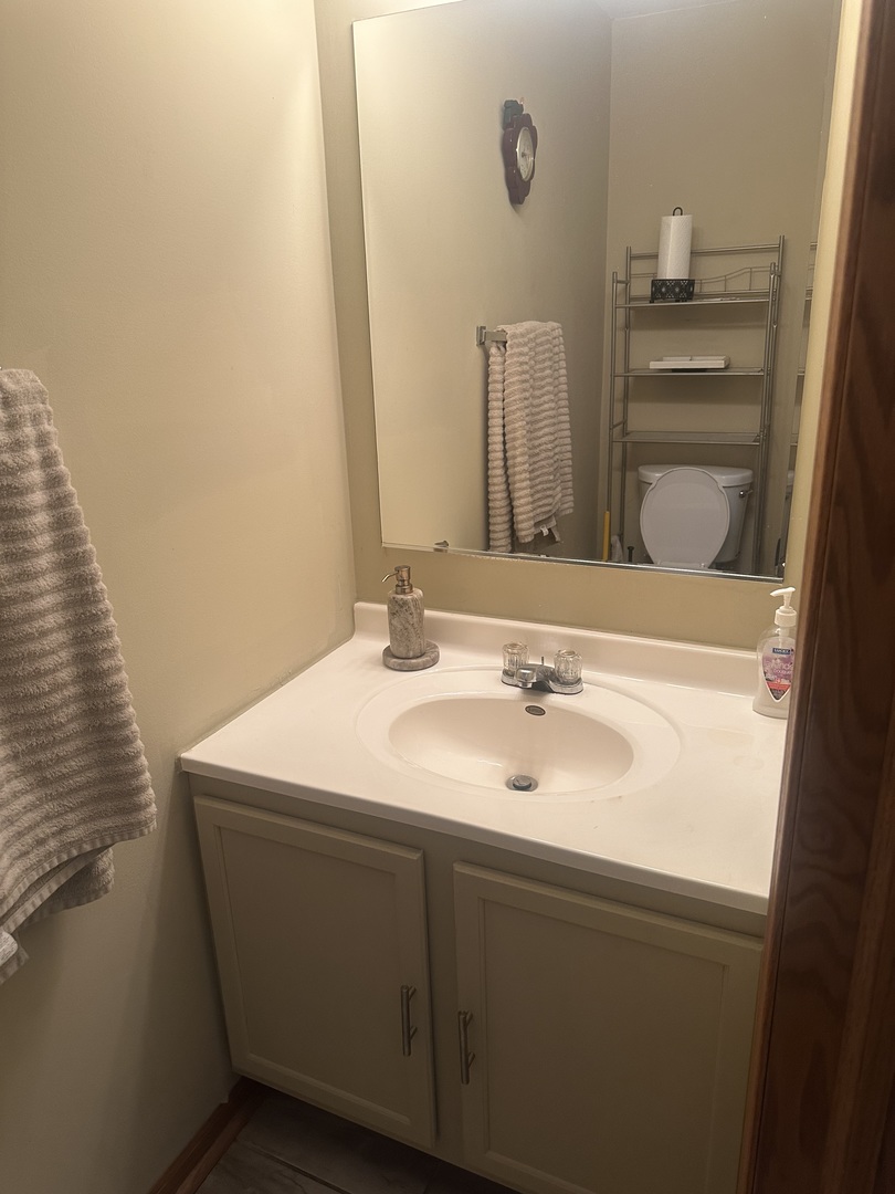 4608 Lindenwood Court, Matteson, IL 60443