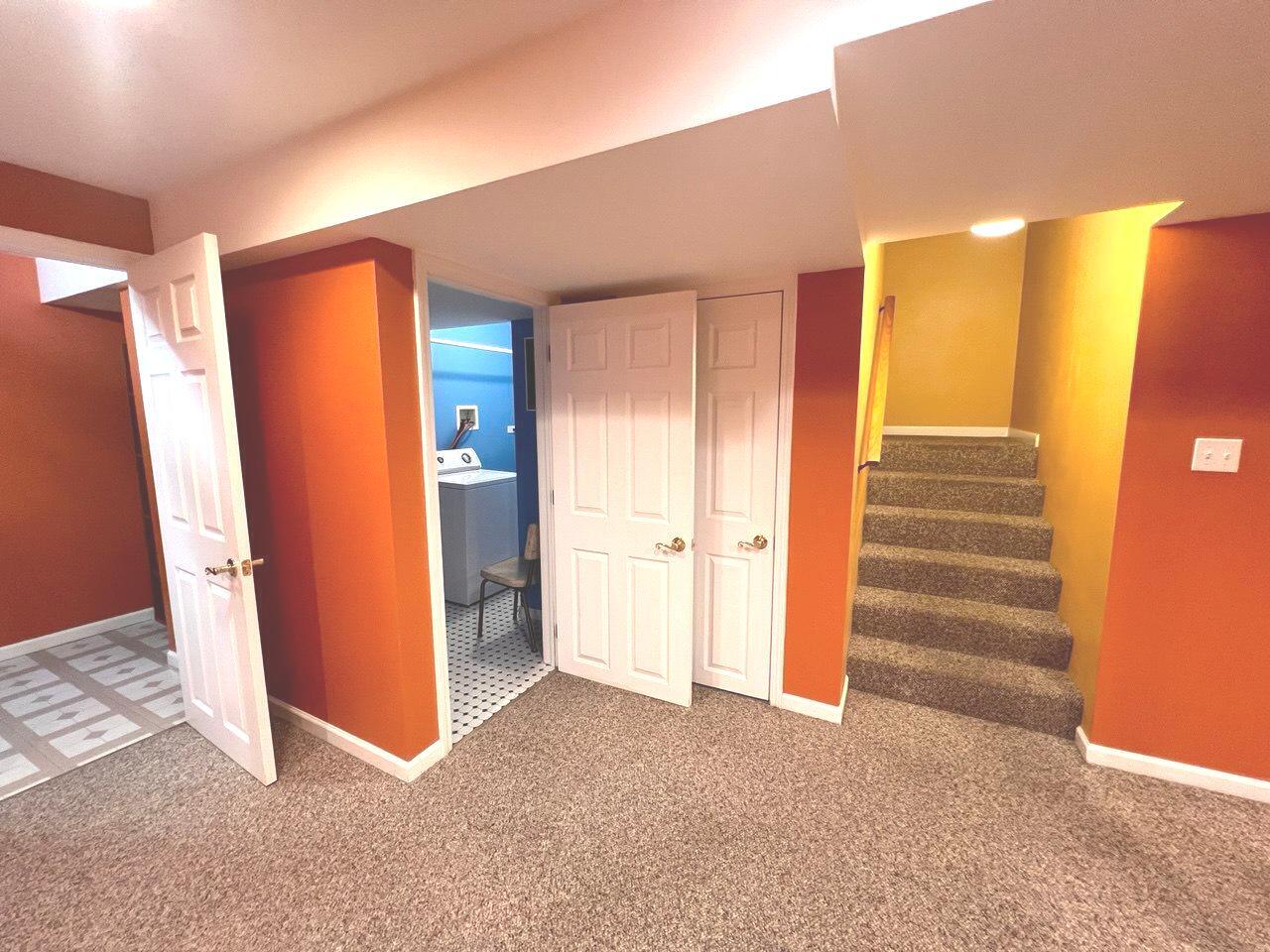 823 Gladstone Drive, Vernon Hills, IL 60061