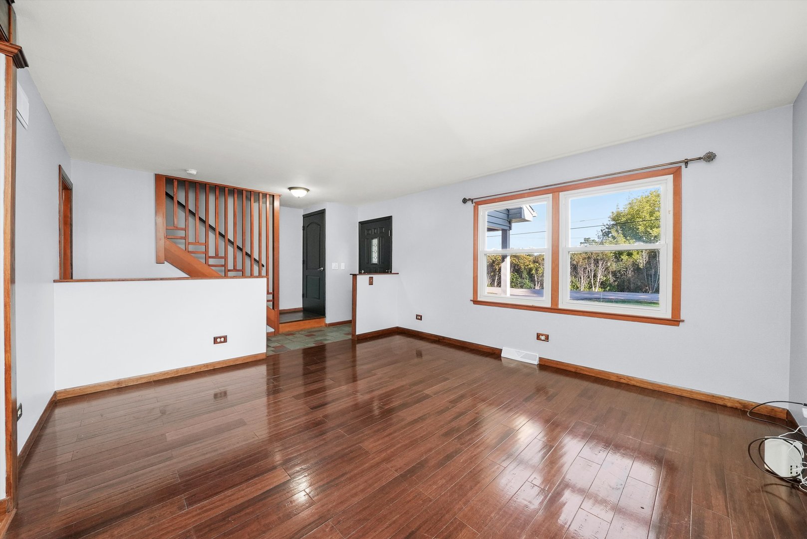 318 Brittain Avenue, Grayslake, IL 60030