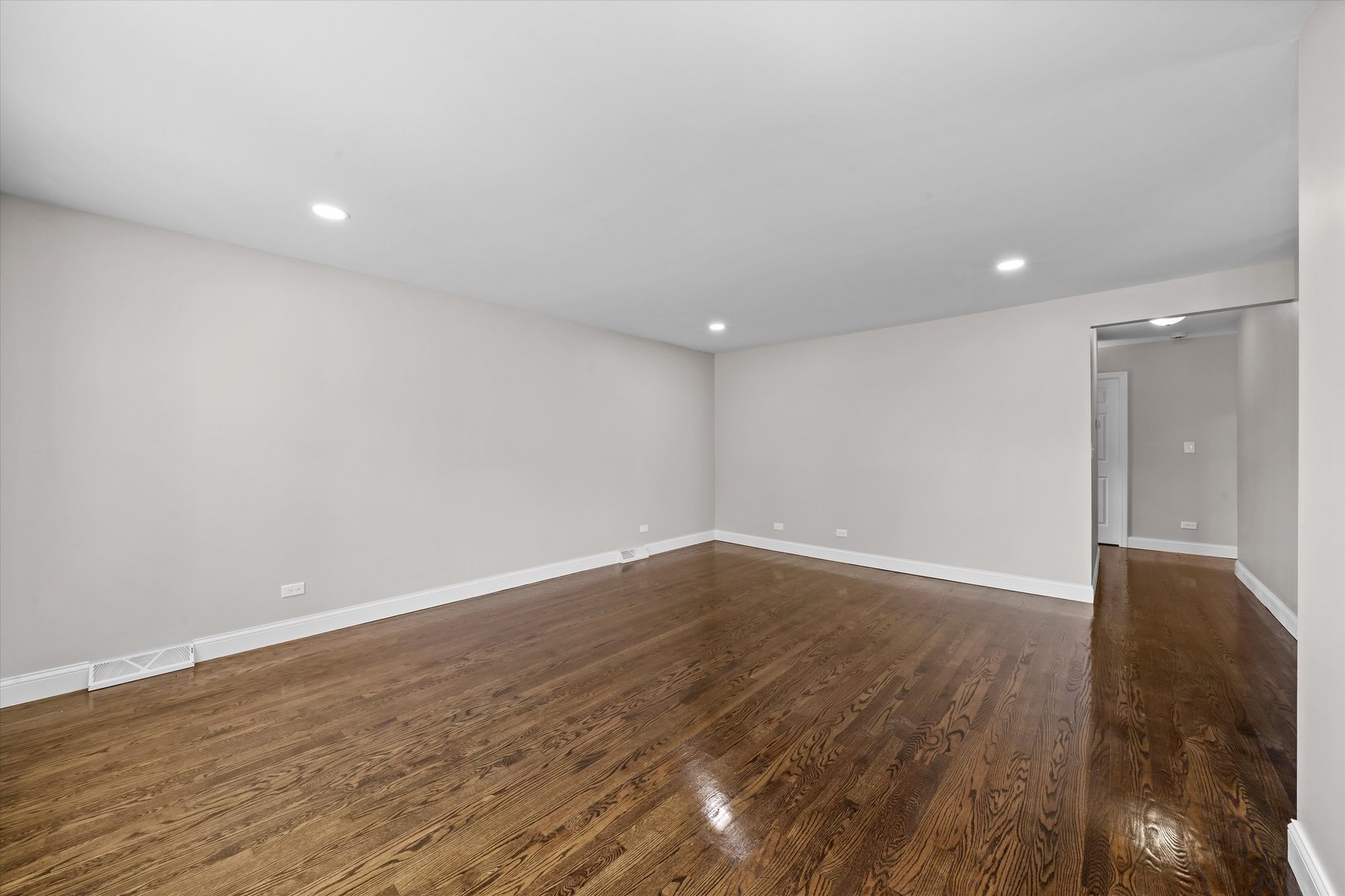 721 Reef Road, Lockport, IL 60441