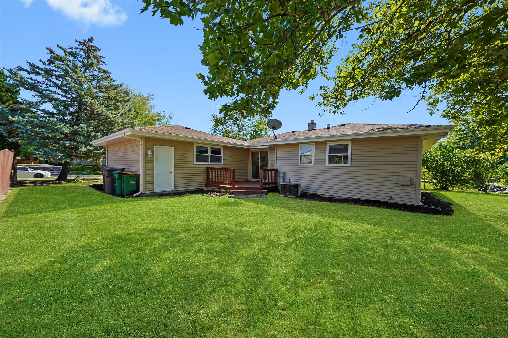 721 Reef Road, Lockport, IL 60441