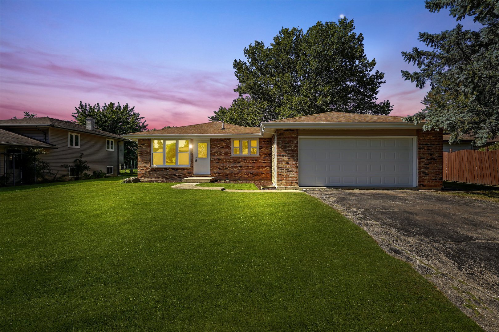 721 Reef Road, Lockport, IL 60441