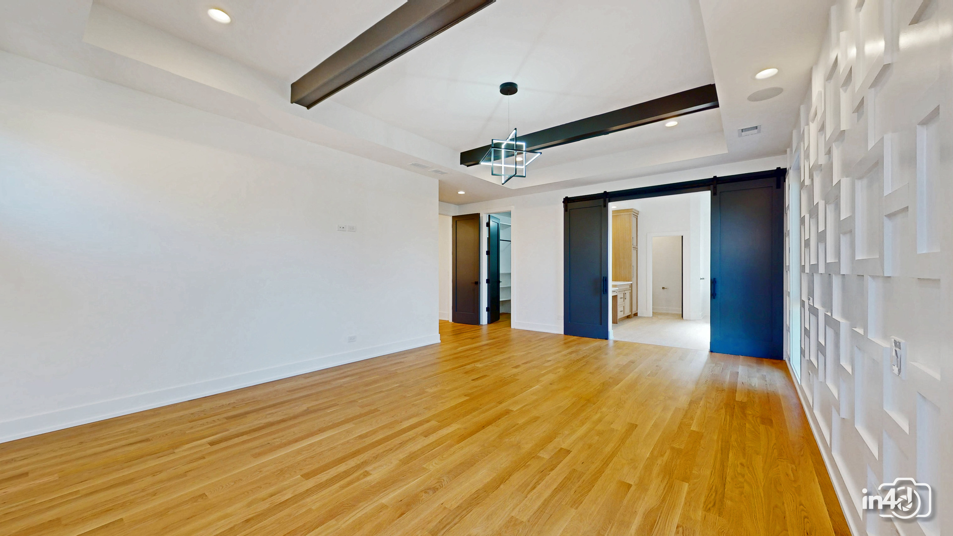 366 N Highview Avenue, Elmhurst, IL 60126