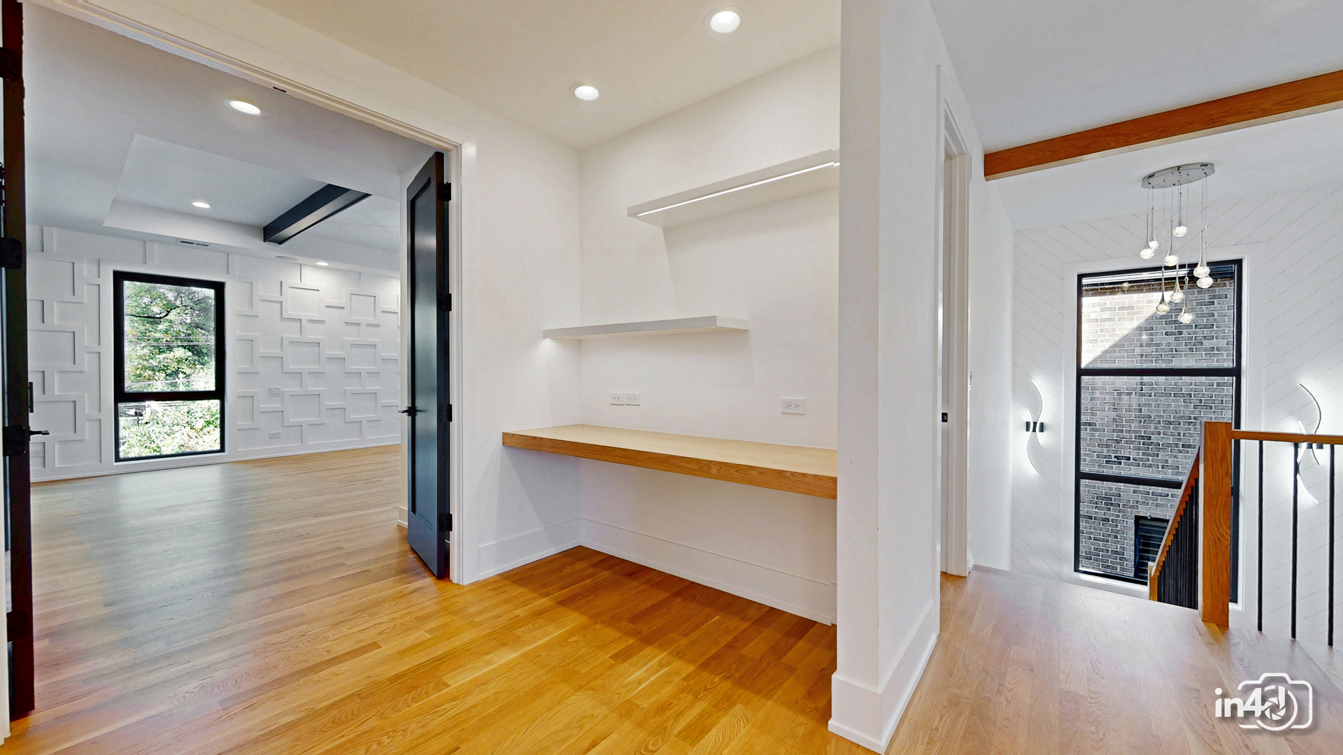 366 N Highview Avenue, Elmhurst, IL 60126