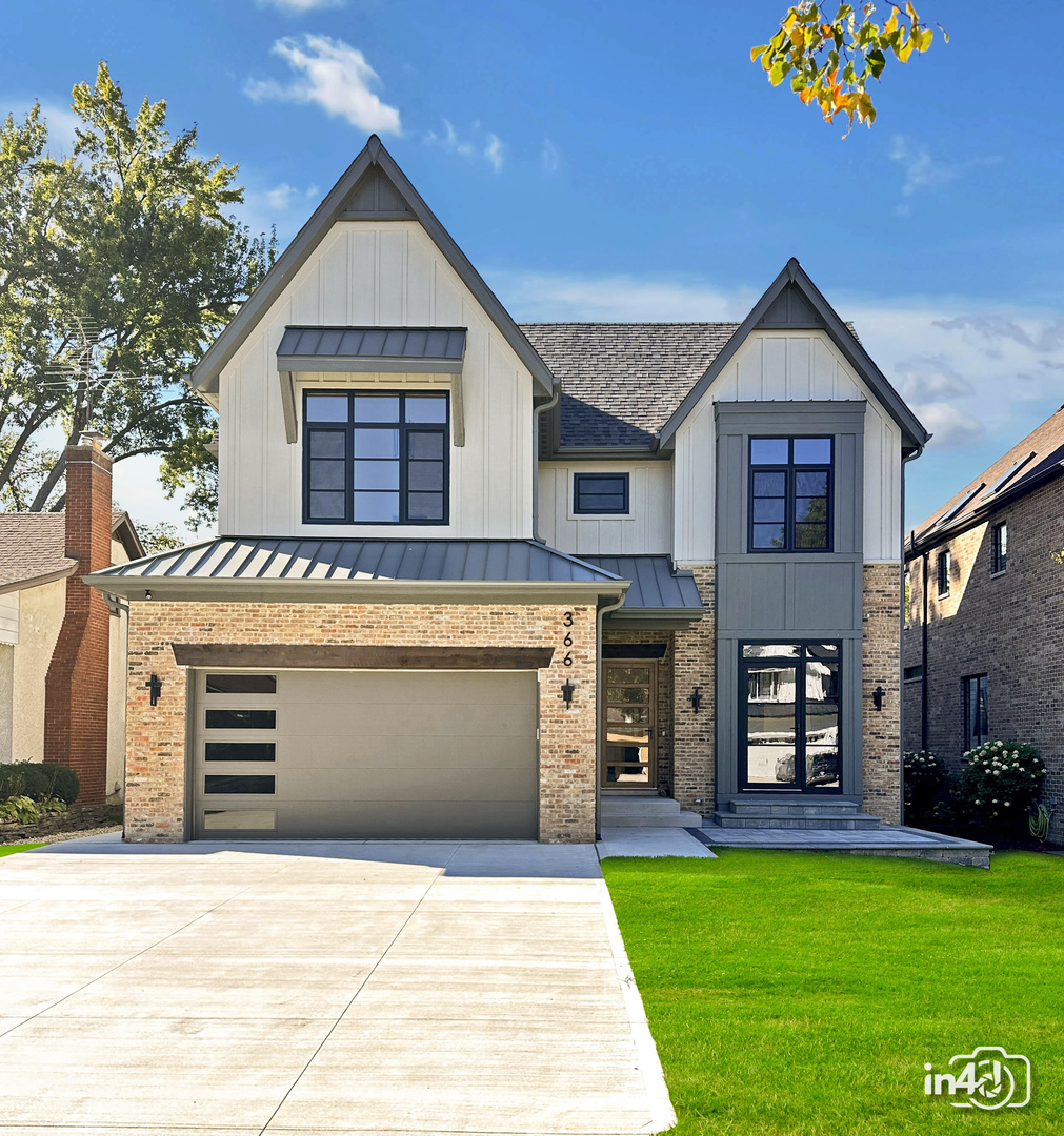 366 N Highview Avenue, Elmhurst, IL 60126