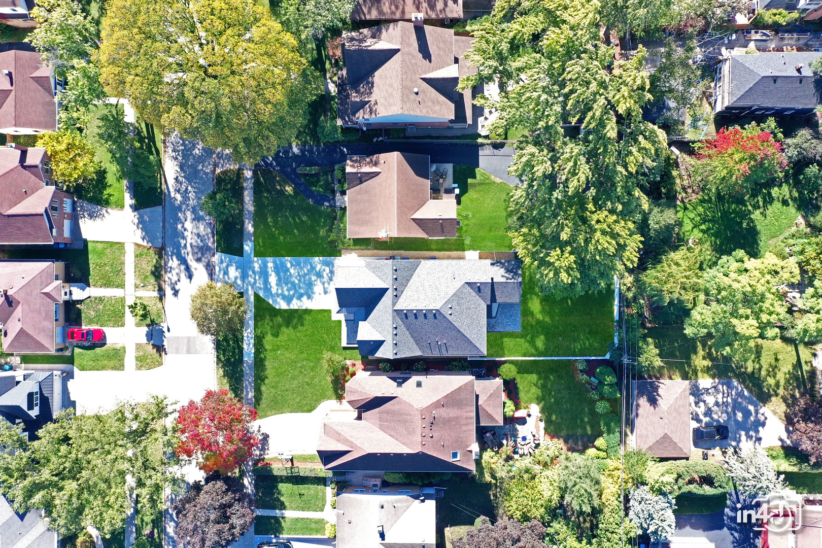 366 N Highview Avenue, Elmhurst, IL 60126