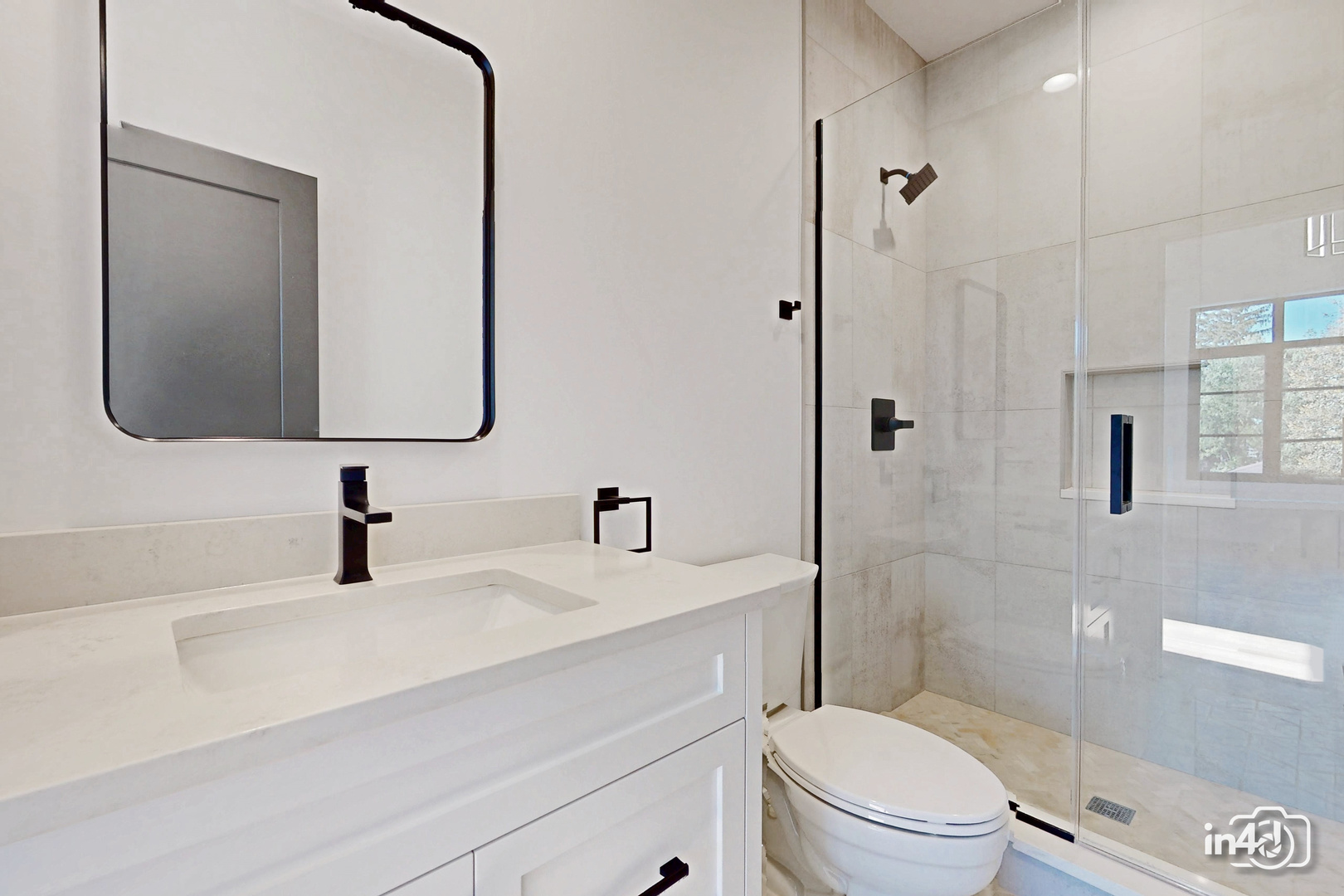 366 N Highview Avenue, Elmhurst, IL 60126