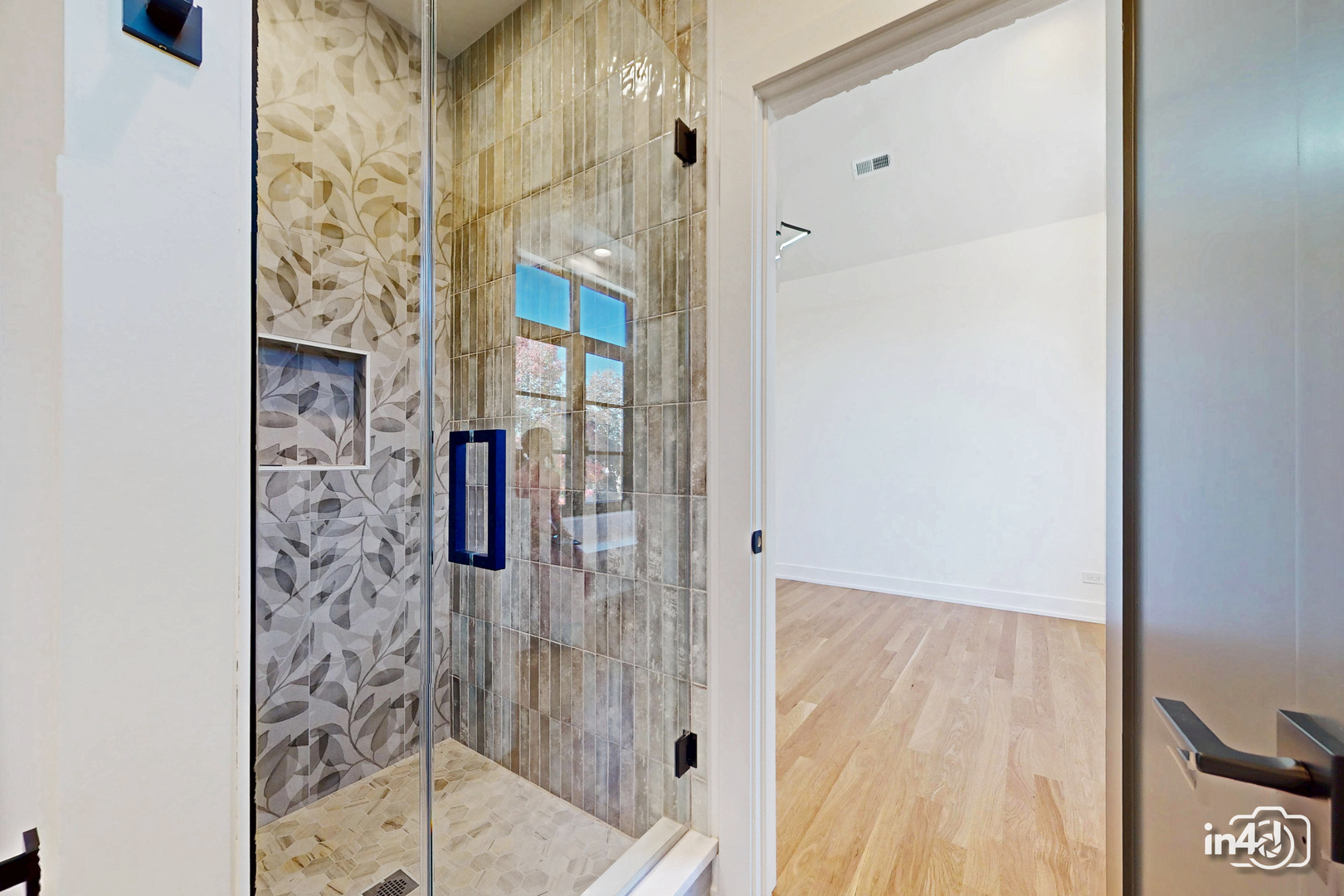 366 N Highview Avenue, Elmhurst, IL 60126