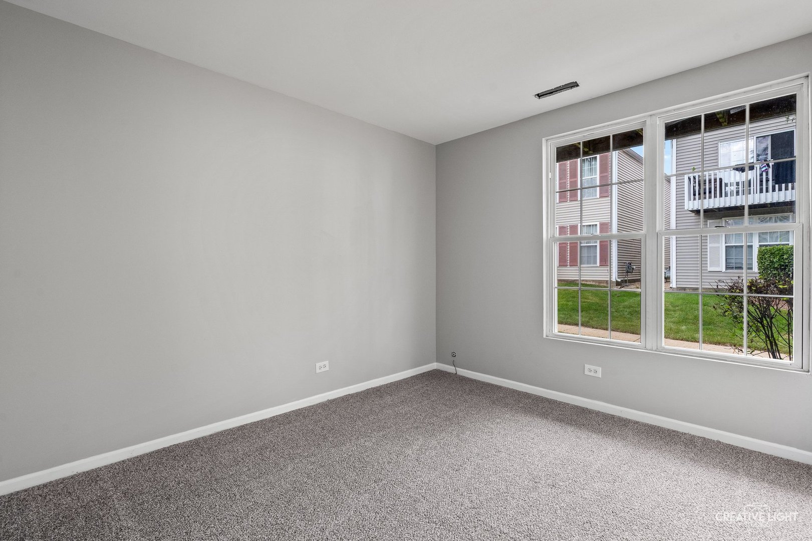 911 Symphony Drive, Aurora, IL 60504