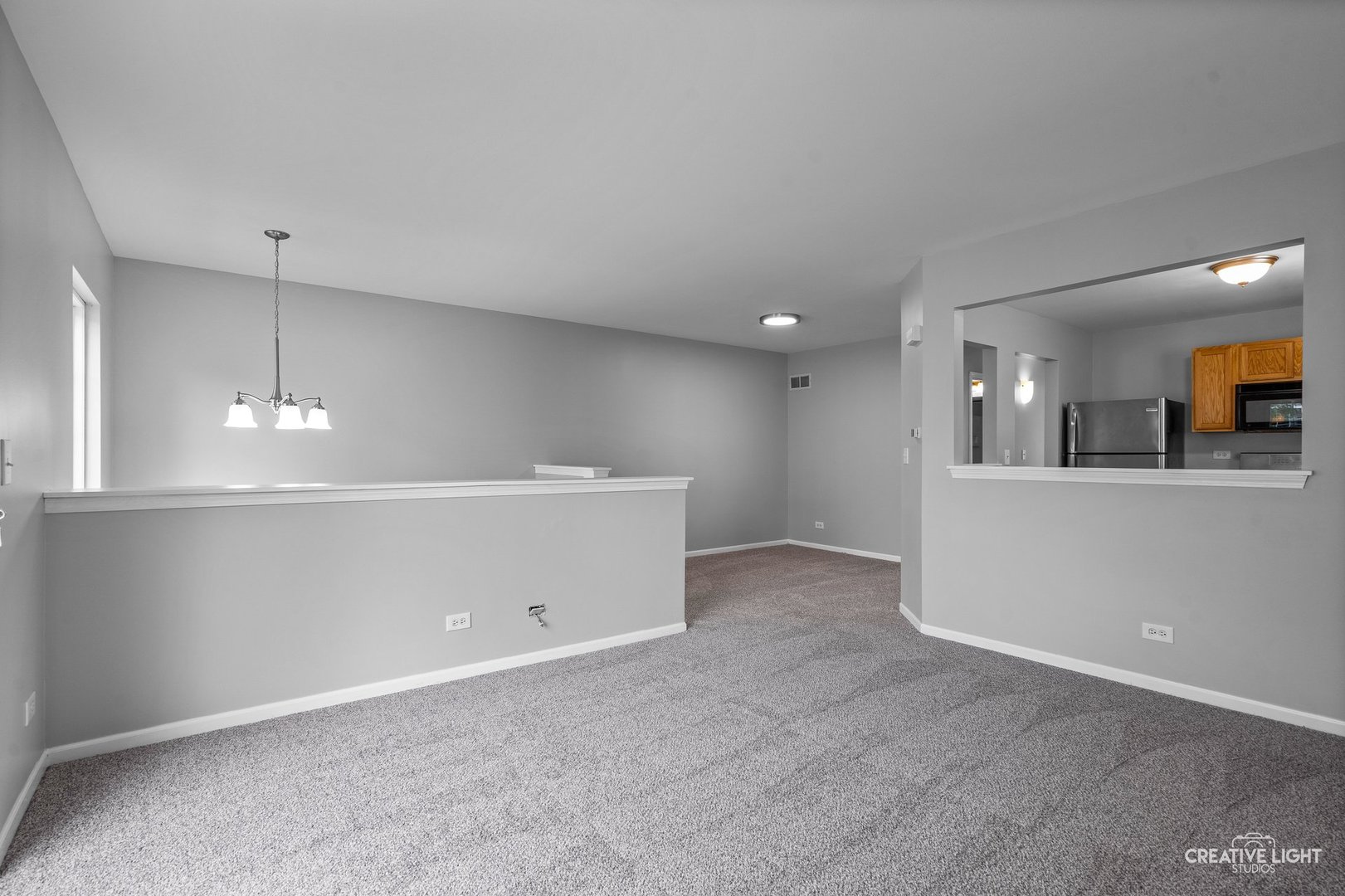 911 Symphony Drive, Aurora, IL 60504