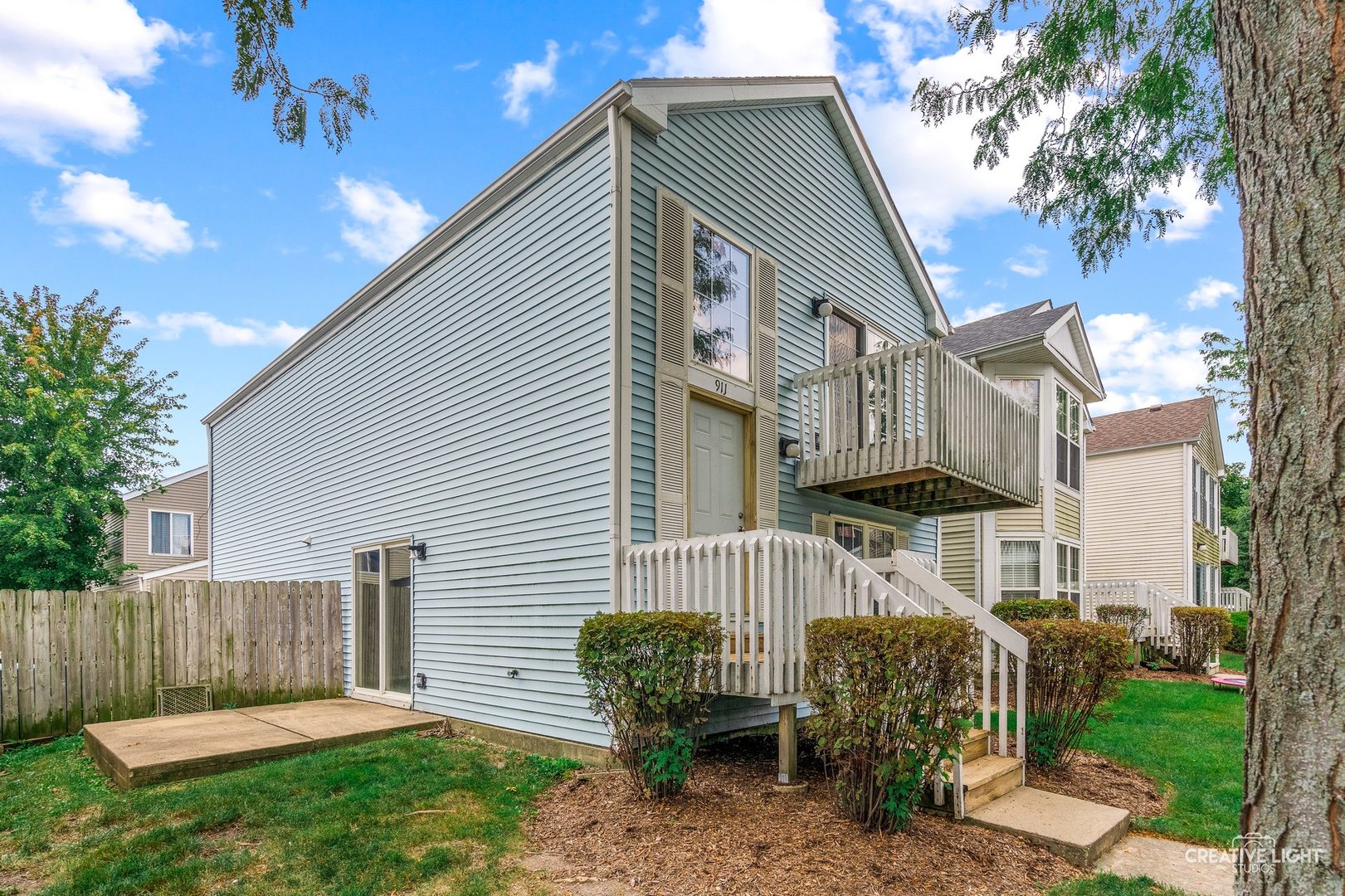 911 Symphony Drive, Aurora, IL 60504