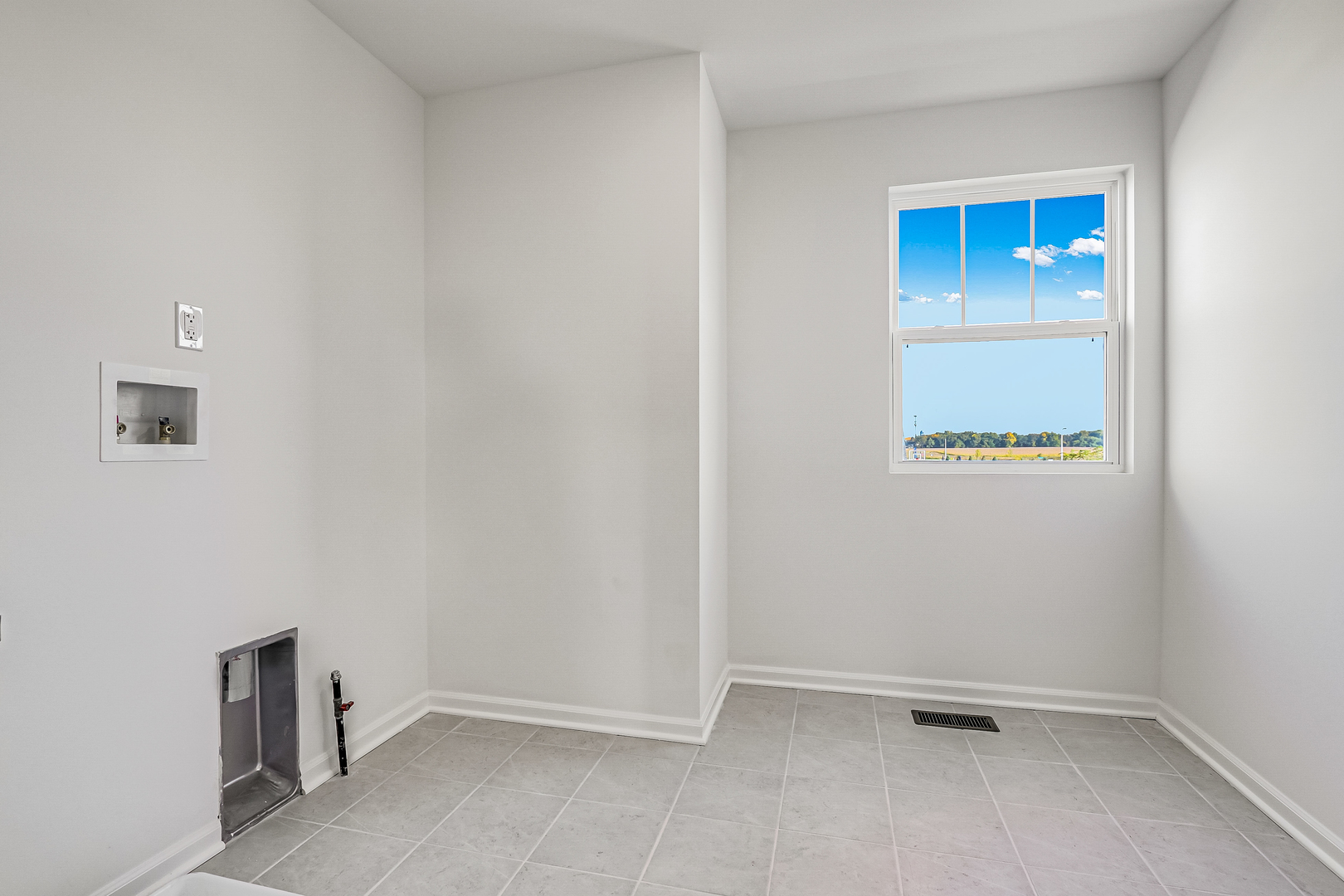 512 Endicott Road, South Elgin, IL 60177