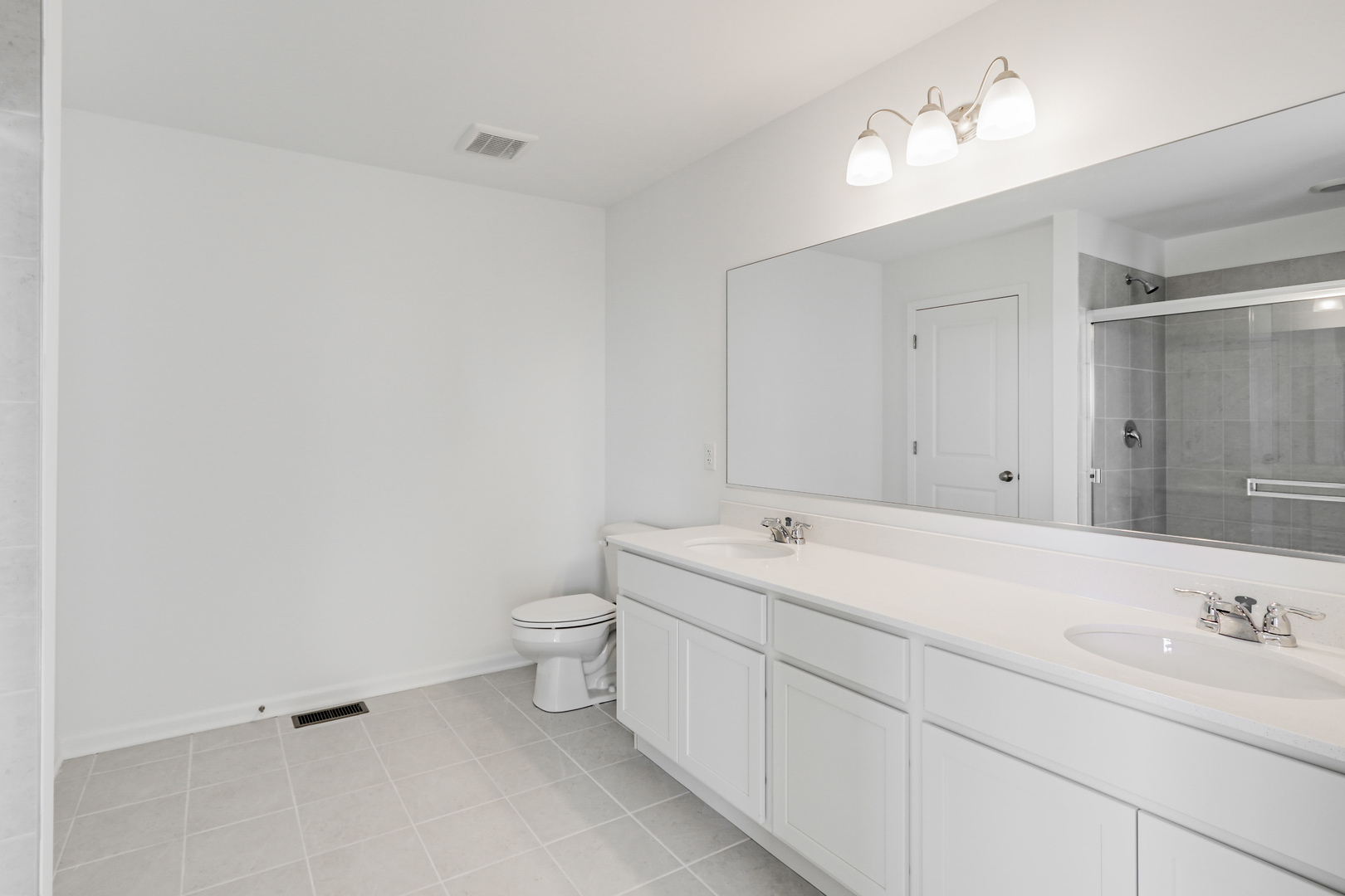 512 Endicott Road, South Elgin, IL 60177